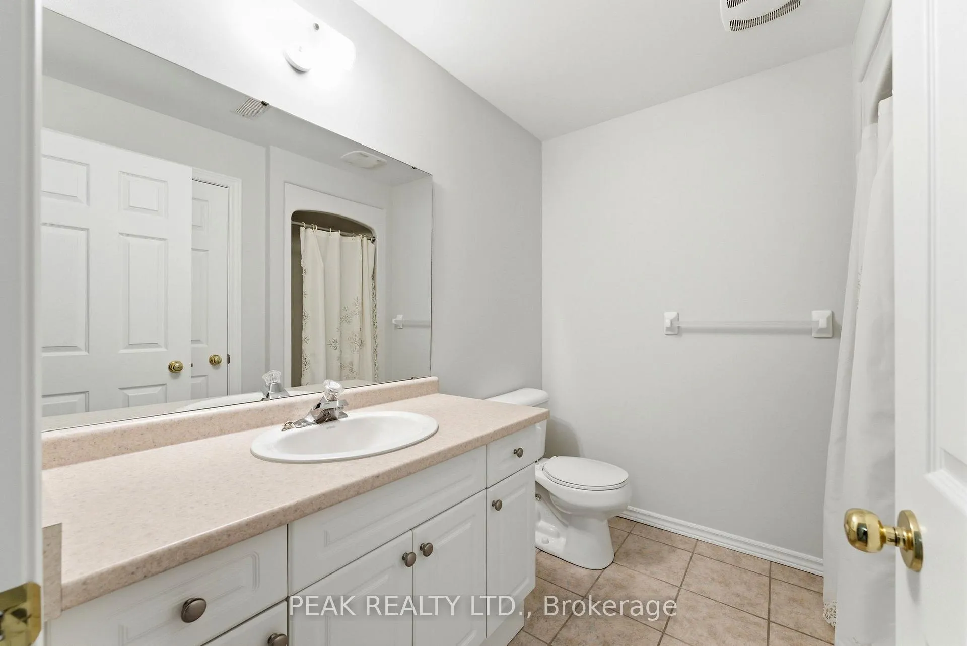 Photo 19 of Unit 11, 73 Morton Avenue, Brantford — HOMEH