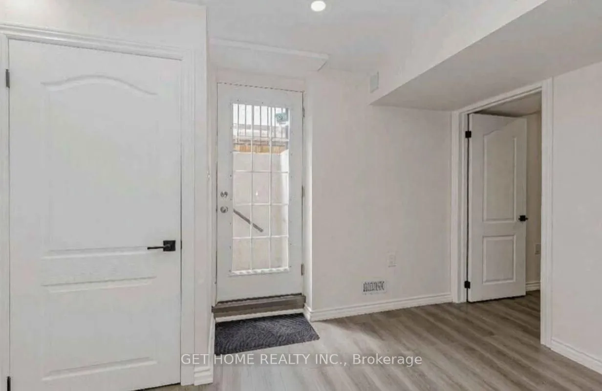 Photo 3 of Unit #Bsmt, 1342 Kovachik Boulevard, Milton, Walker — HOMEH