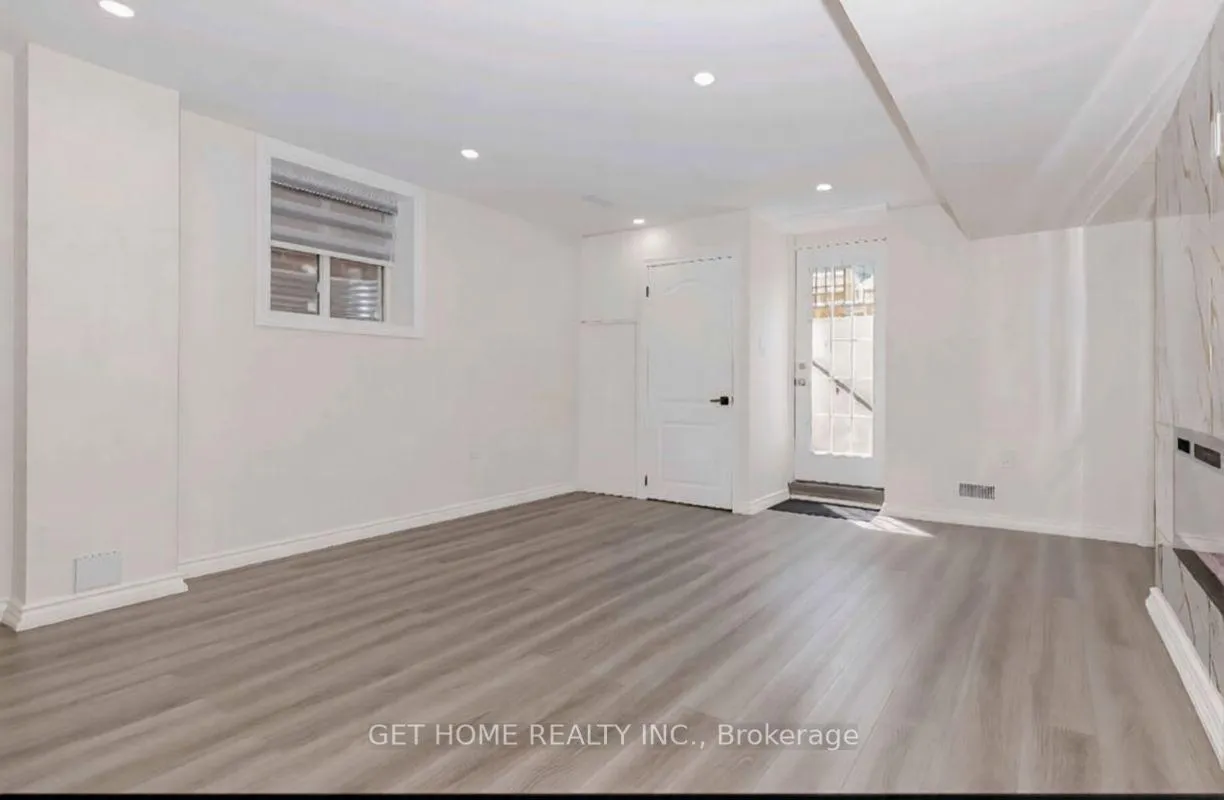 Photo 5 of Unit #Bsmt, 1342 Kovachik Boulevard, Milton, Walker — HOMEH