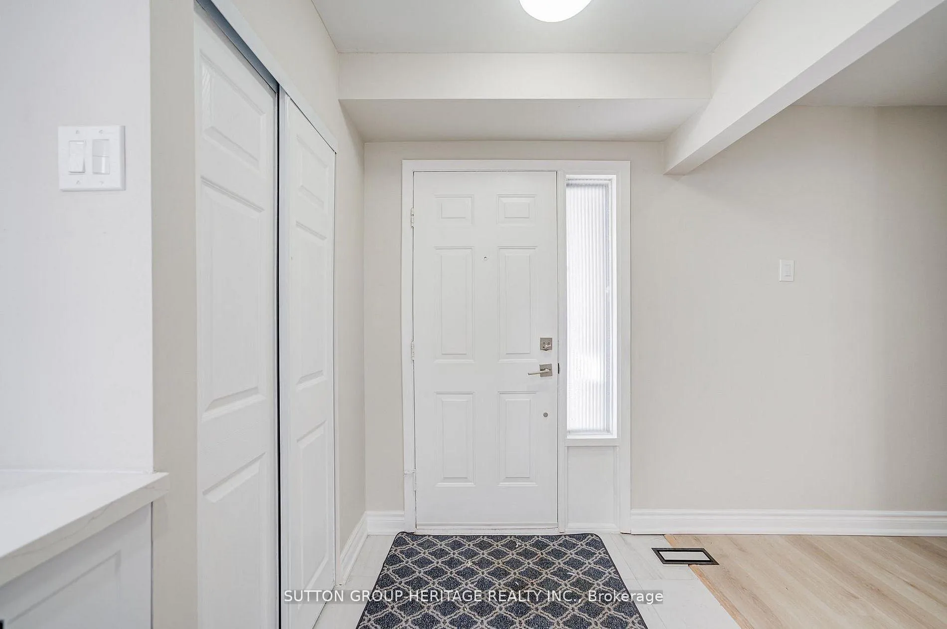 Photo 7 of 639 Down Crescent, Oshawa, Donevan — HOMEH