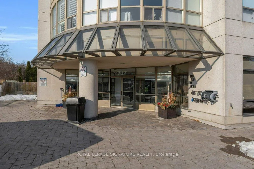 Photo 3 of Unit 1106, 712 Rossland Road E, Whitby, Pringle Creek — HOMEH