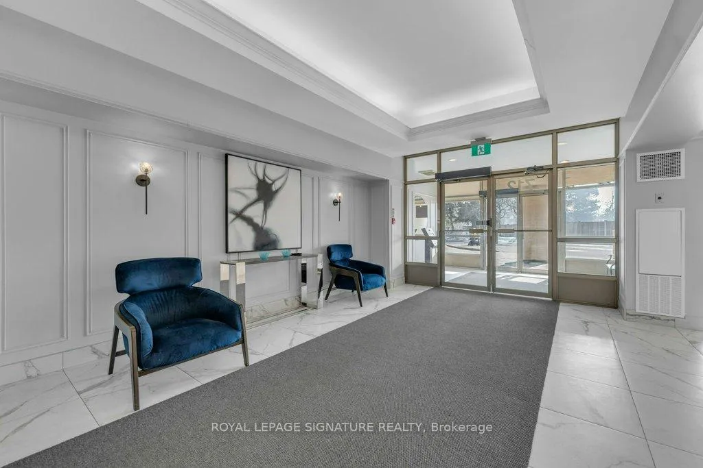 Photo 4 of Unit 1106, 712 Rossland Road E, Whitby, Pringle Creek — HOMEH