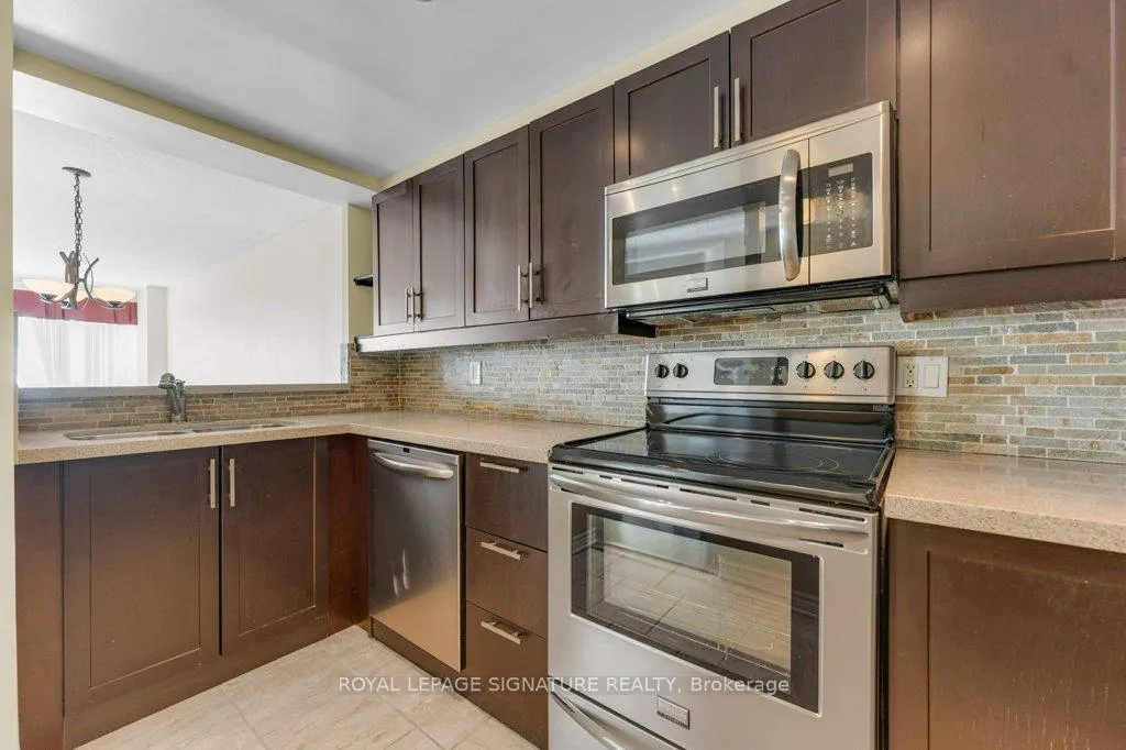Photo 17 of Unit 1106, 712 Rossland Road E, Whitby, Pringle Creek — HOMEH