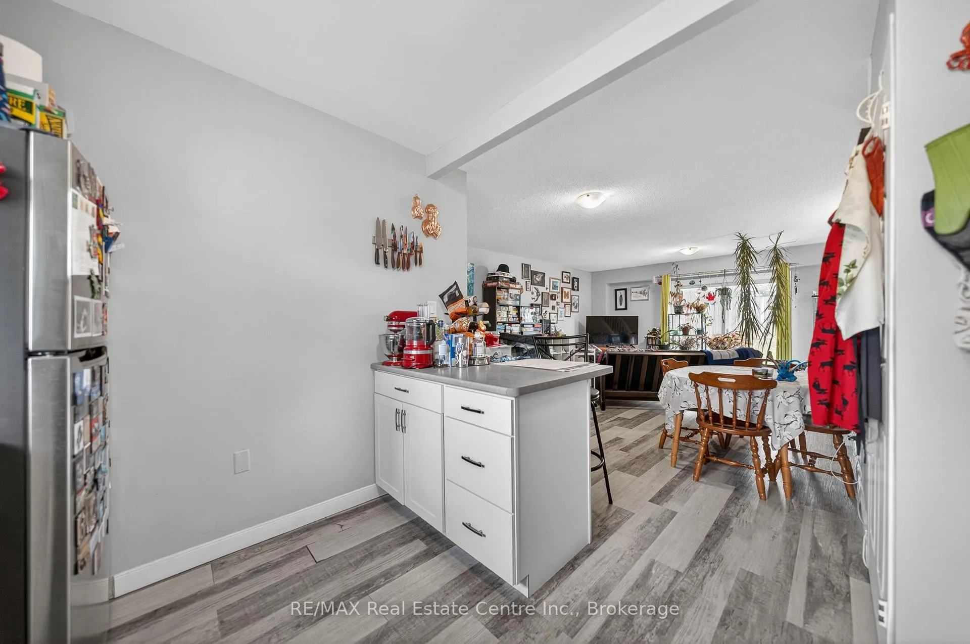 Photo 8 of Unit 10, 144 Jansen Avenue, Kitchener — HOMEH