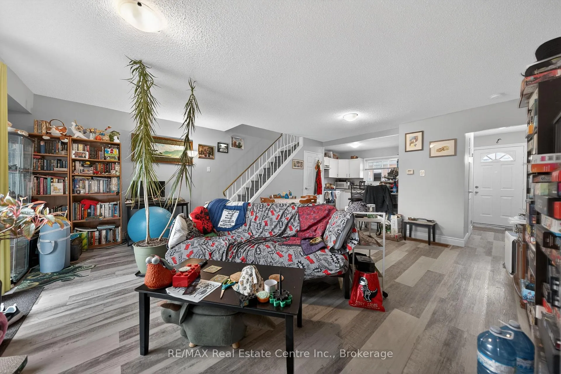 Photo 9 of Unit 10, 144 Jansen Avenue, Kitchener — HOMEH