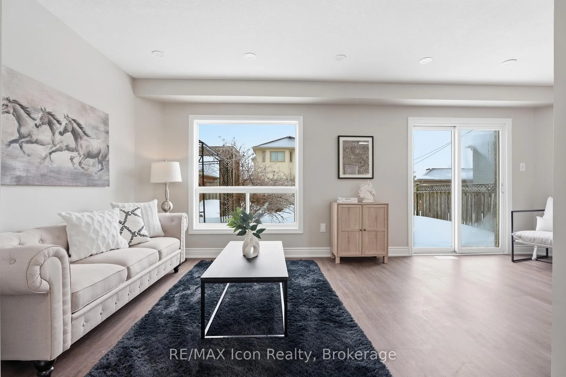 Photo 6 of 269 Millburn Boulevard, Centre Wellington, Fergus — HOMEH