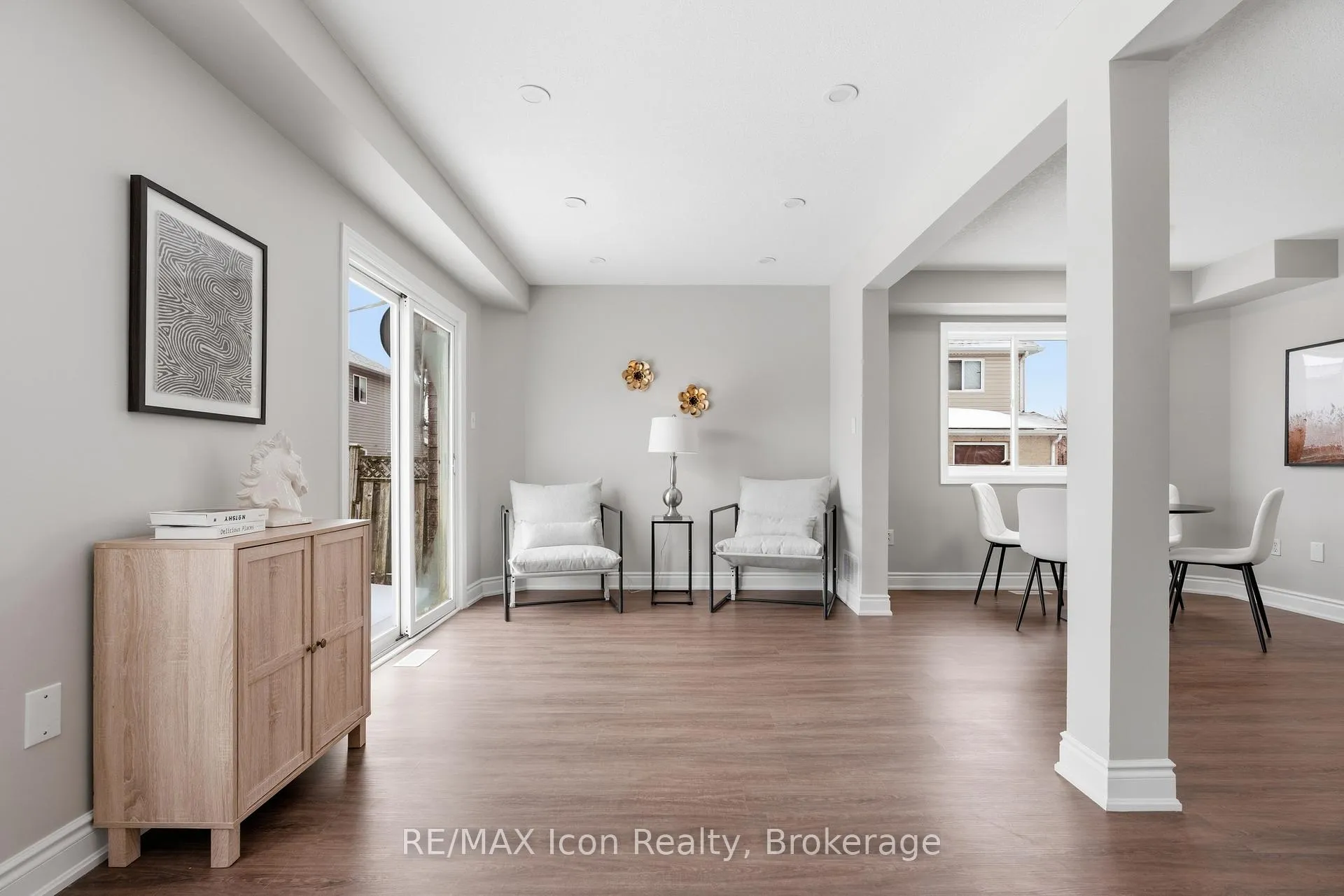 Photo 18 of 269 Millburn Boulevard, Centre Wellington, Fergus — HOMEH