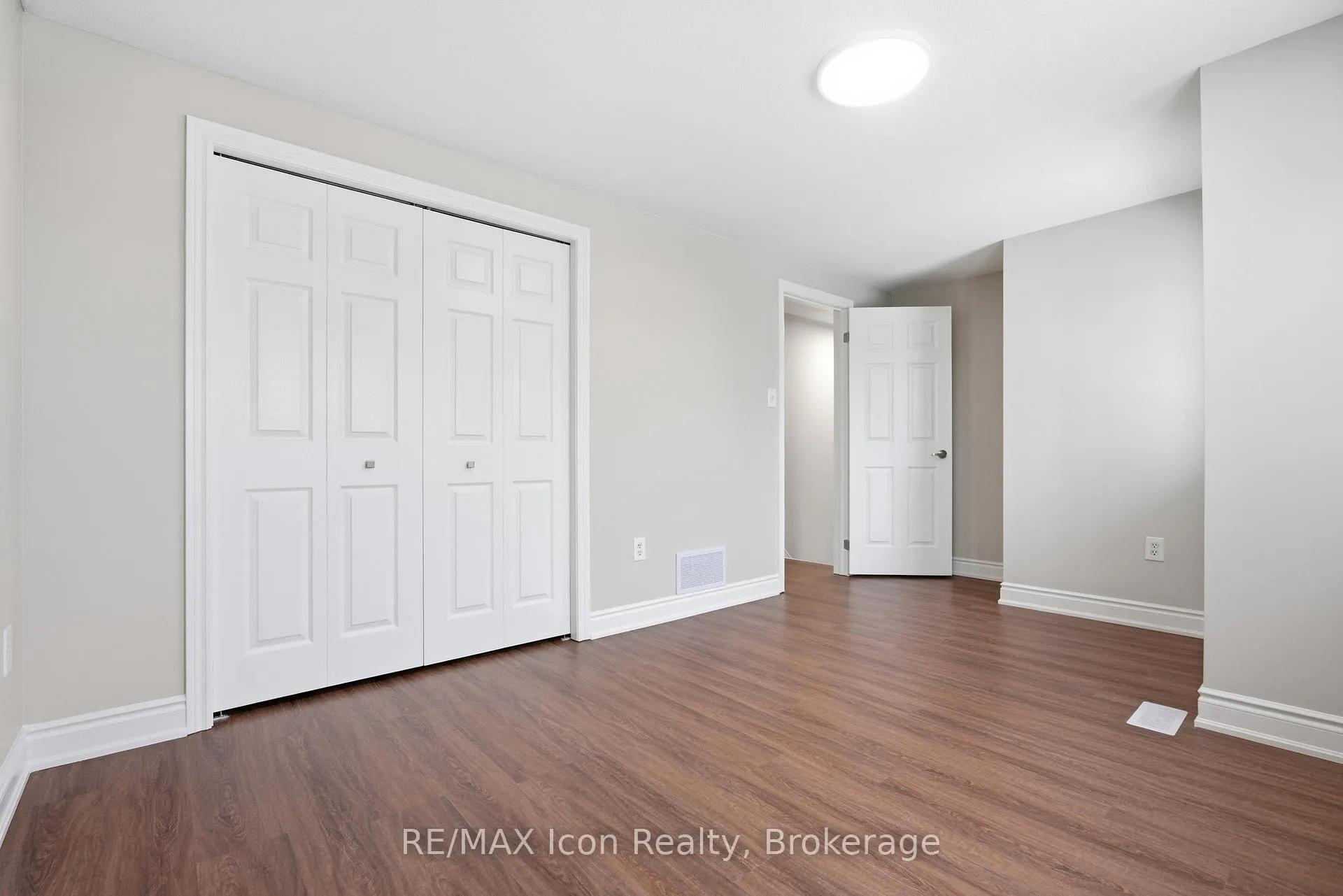 Photo 31 of 269 Millburn Boulevard, Centre Wellington, Fergus — HOMEH