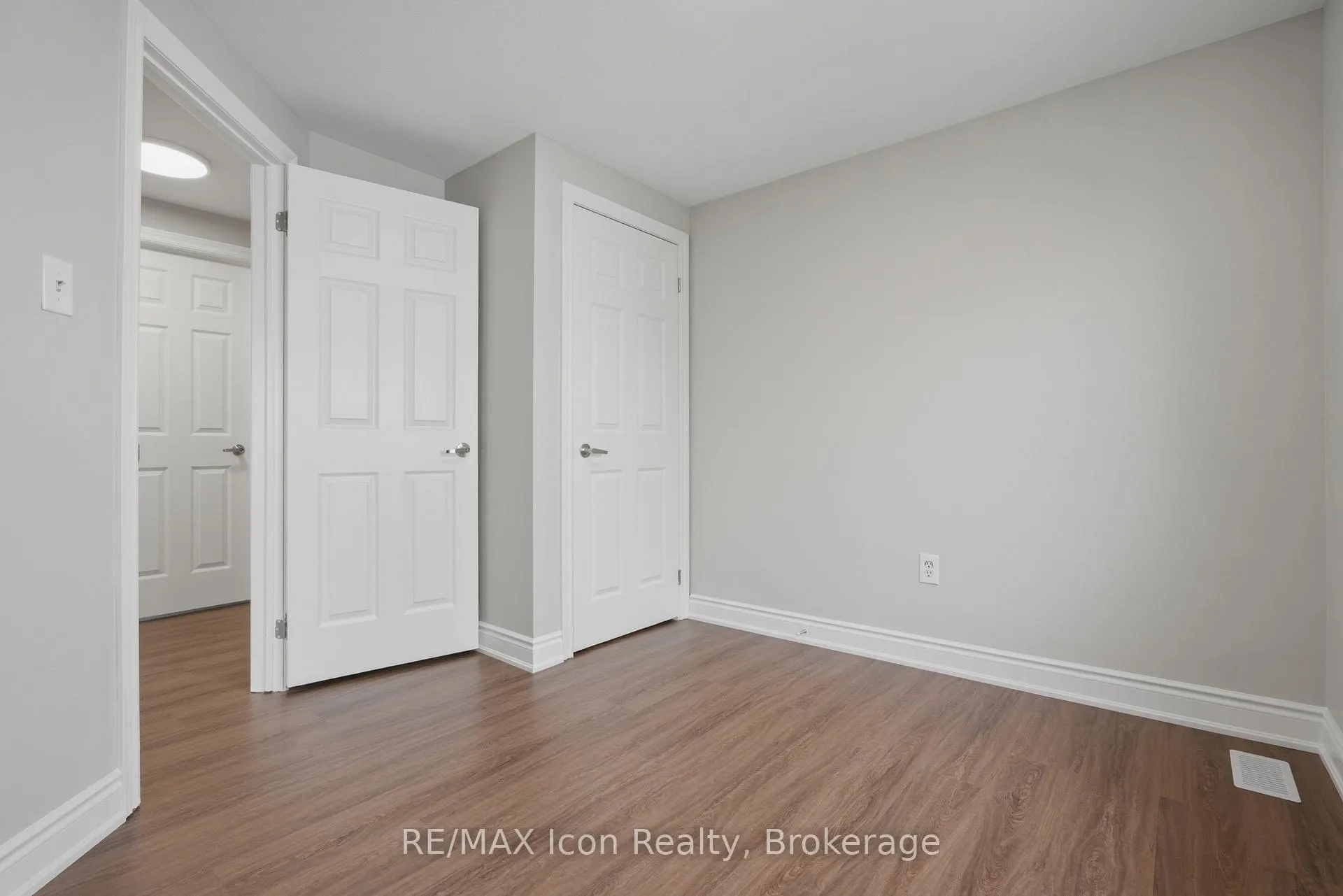 Photo 40 of 269 Millburn Boulevard, Centre Wellington, Fergus — HOMEH