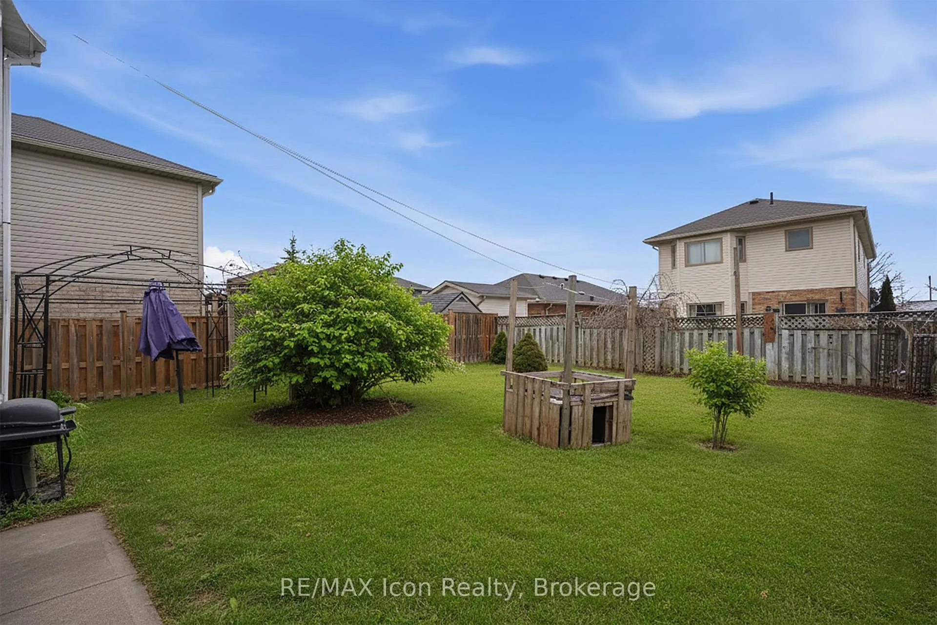 Photo 42 of 269 Millburn Boulevard, Centre Wellington, Fergus — HOMEH