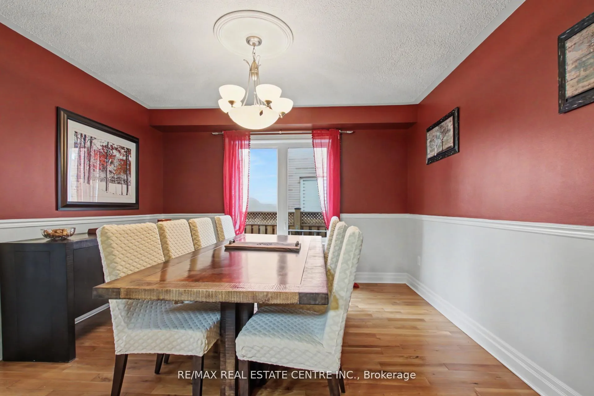 Photo 4 of 18 Baccarat Crescent, Brampton, Snelgrove — HOMEH