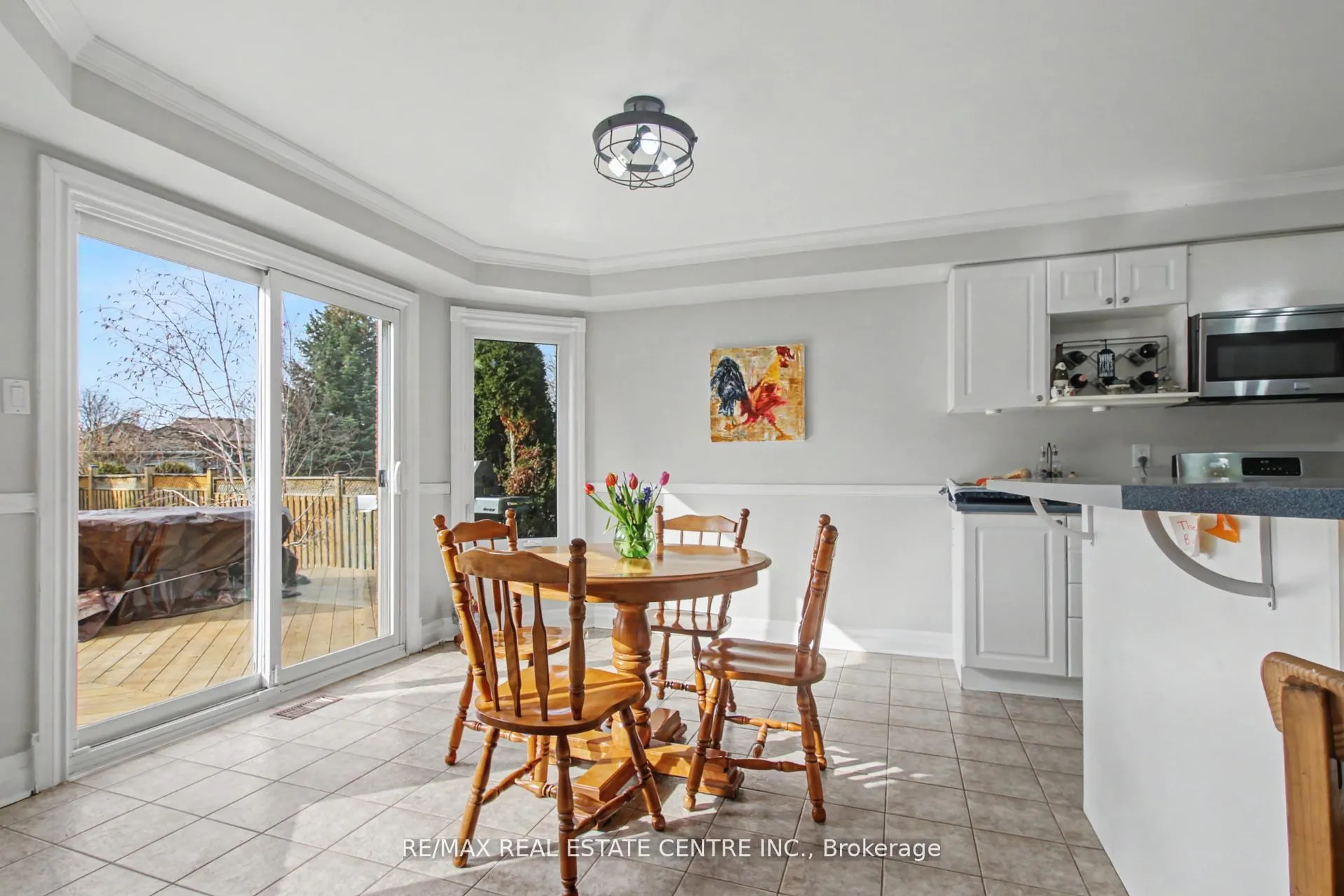 Photo 9 of 18 Baccarat Crescent, Brampton, Snelgrove — HOMEH