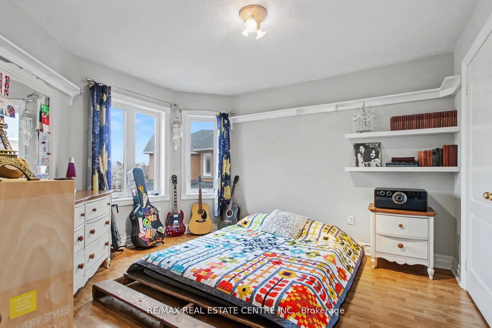 Photo 18 of 18 Baccarat Crescent, Brampton, Snelgrove — HOMEH