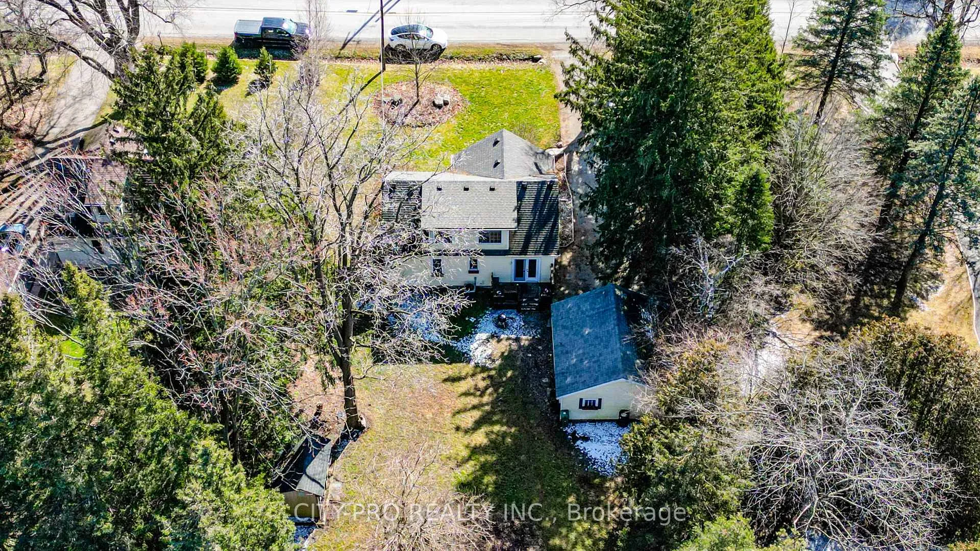 Photo 6 of 443 5th Concession Road W, Hamilton, Rural Flamborough — HOMEH