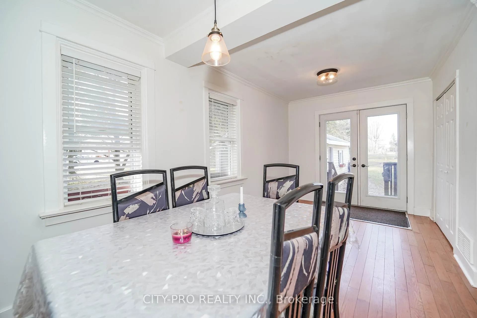Photo 20 of 443 5th Concession Road W, Hamilton, Rural Flamborough — HOMEH