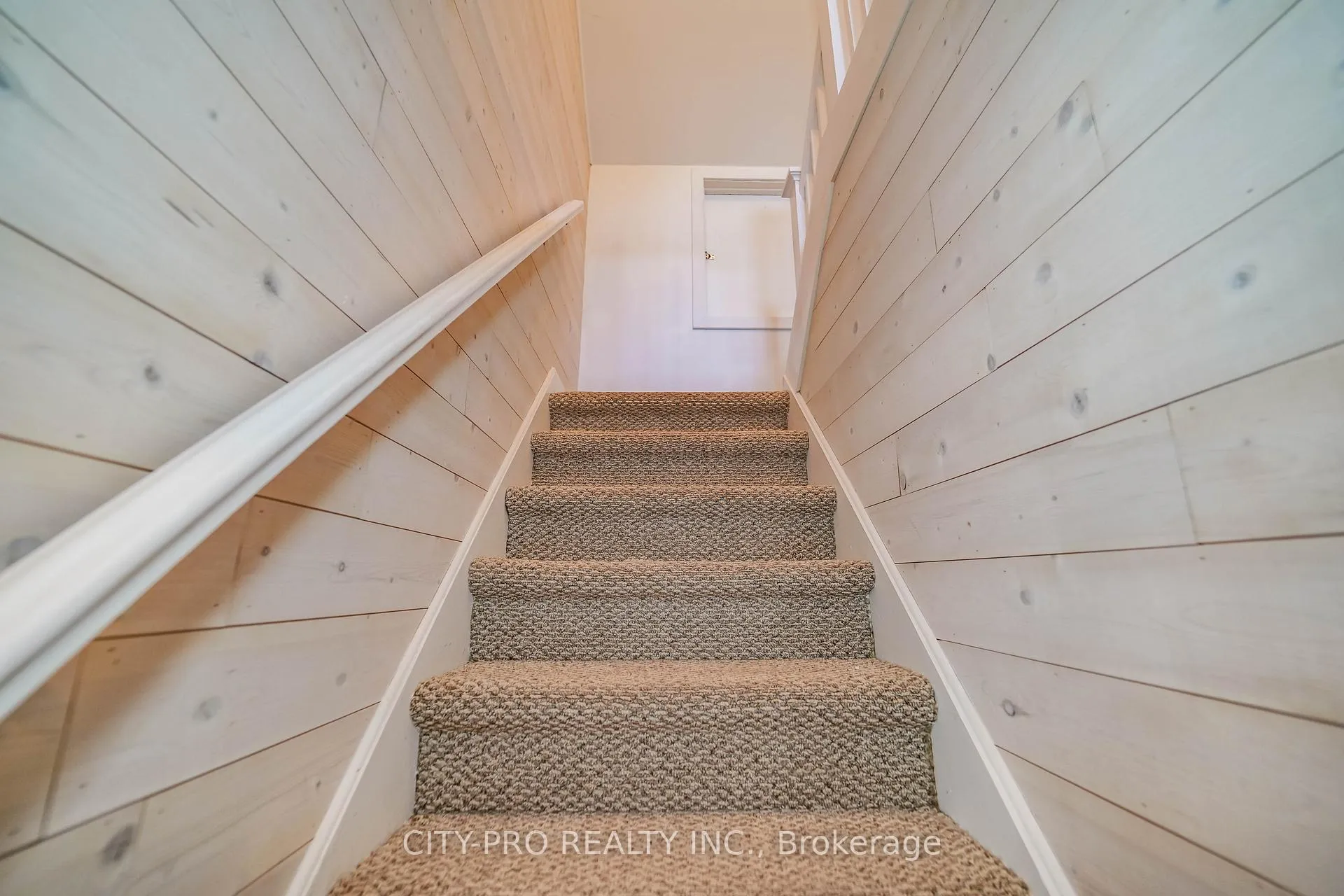 Photo 26 of 443 5th Concession Road W, Hamilton, Rural Flamborough — HOMEH