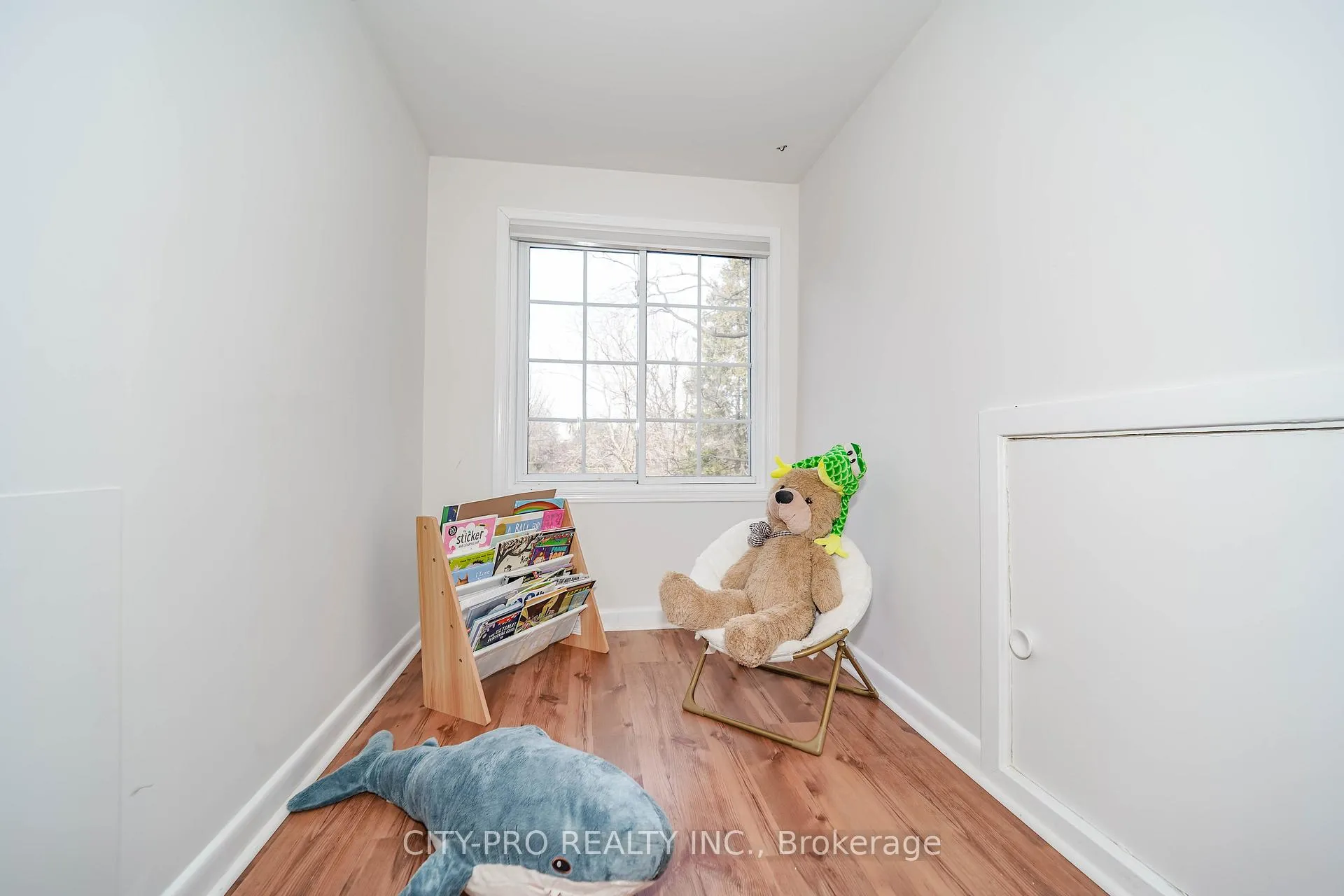 Photo 31 of 443 5th Concession Road W, Hamilton, Rural Flamborough — HOMEH