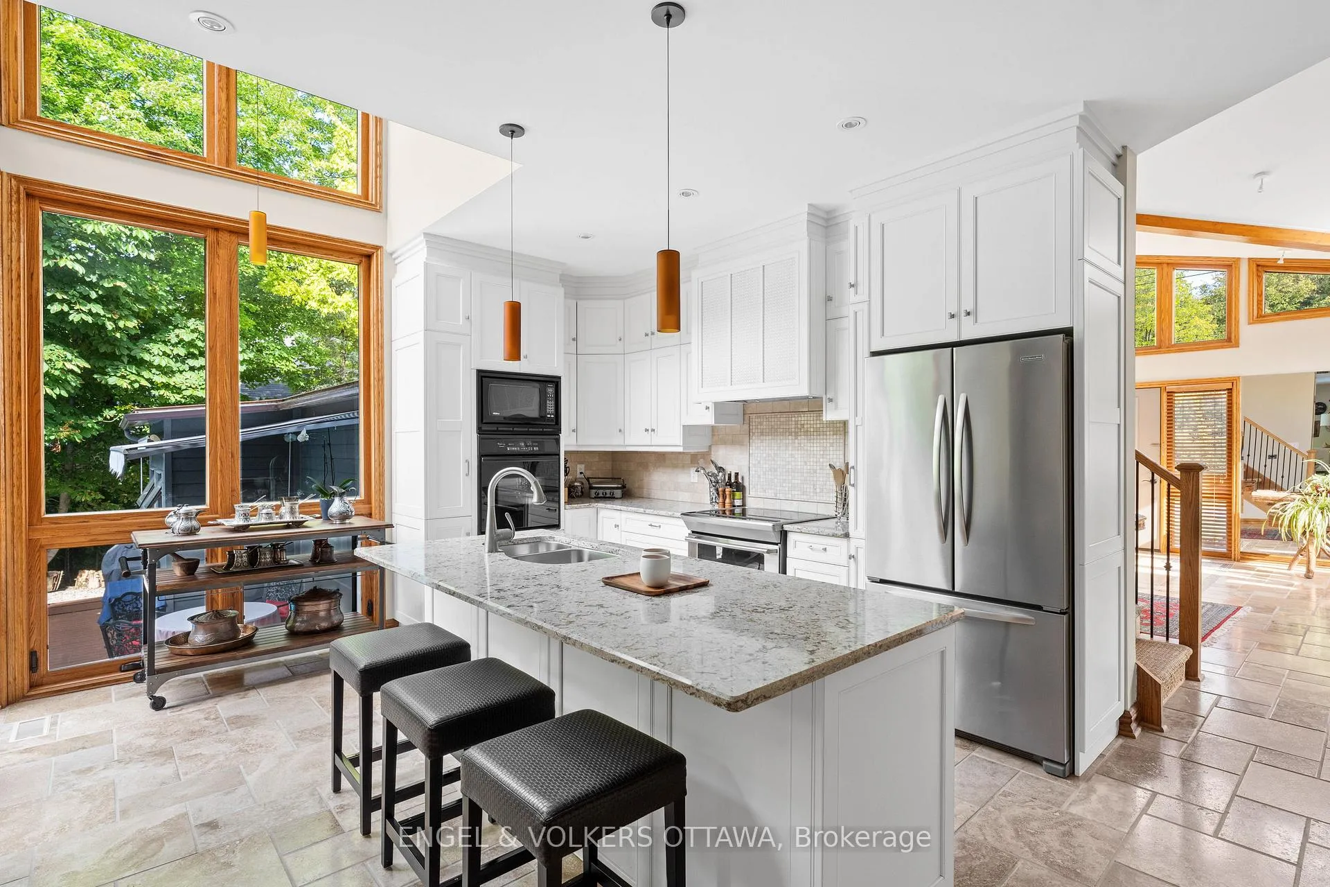 Photo 10 of 37 Revol Road, Ottawa, Merivale Gardens — HOMEH