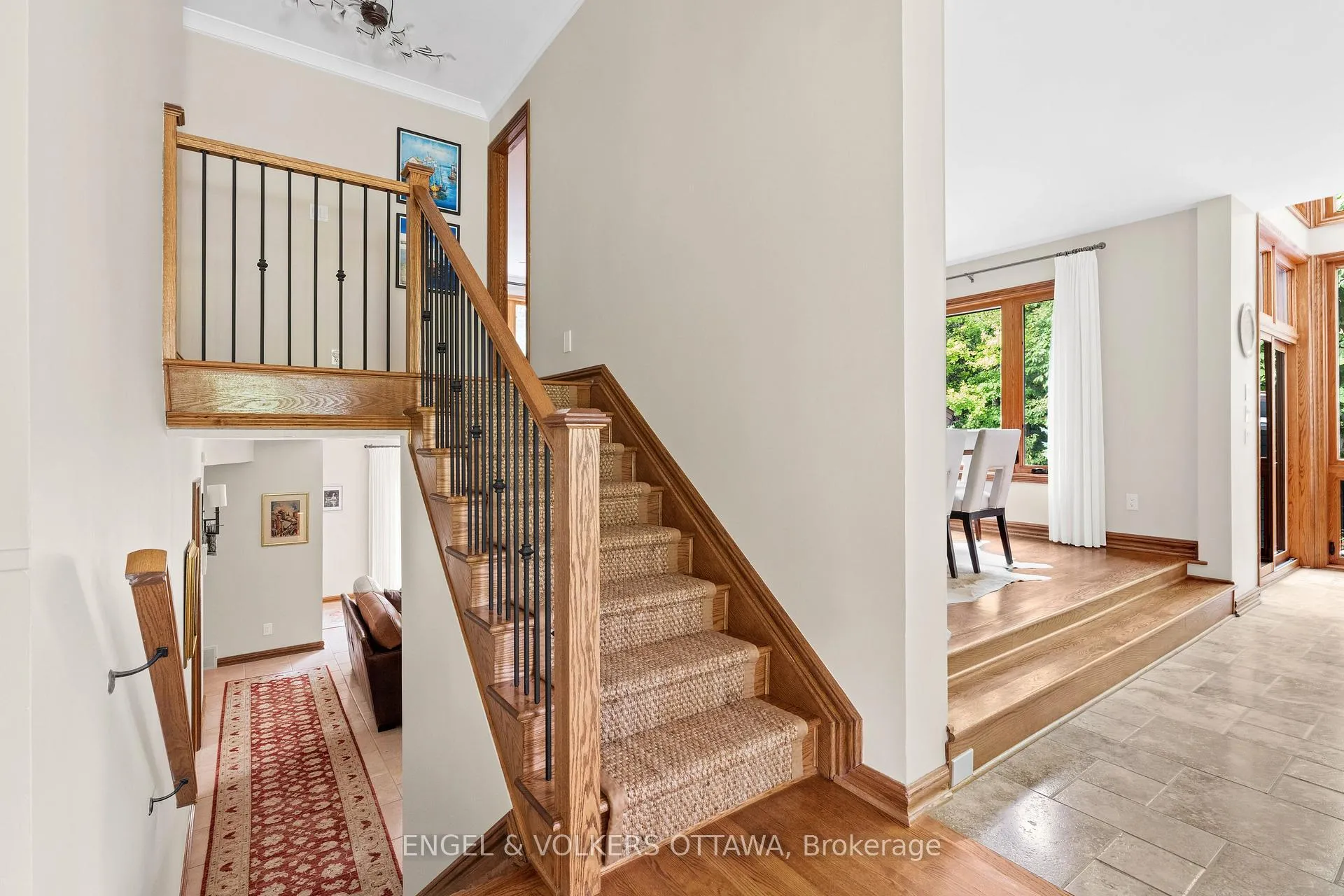 Photo 15 of 37 Revol Road, Ottawa, Merivale Gardens — HOMEH
