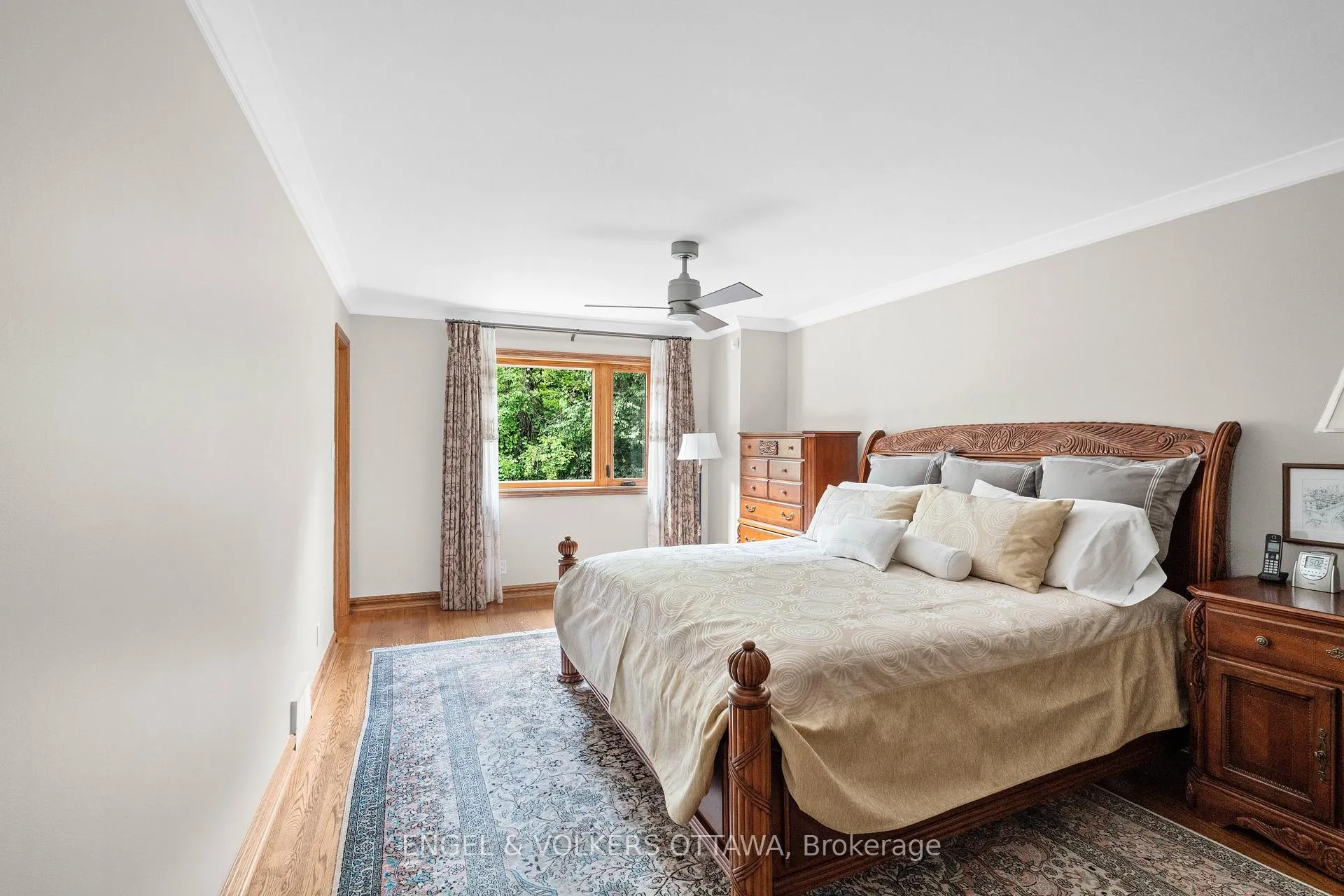 Photo 19 of 37 Revol Road, Ottawa, Merivale Gardens — HOMEH