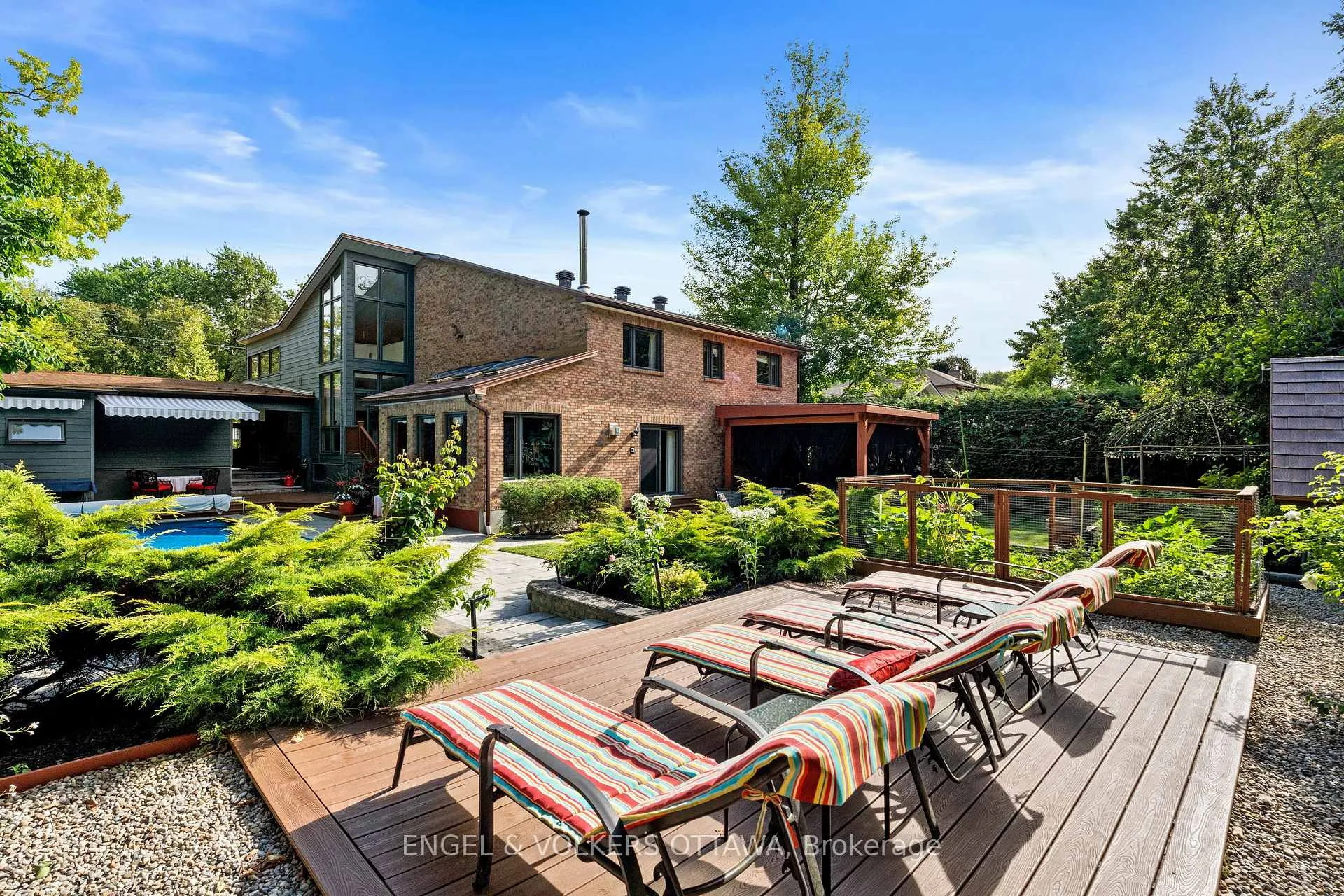 Photo 42 of 37 Revol Road, Ottawa, Merivale Gardens — HOMEH