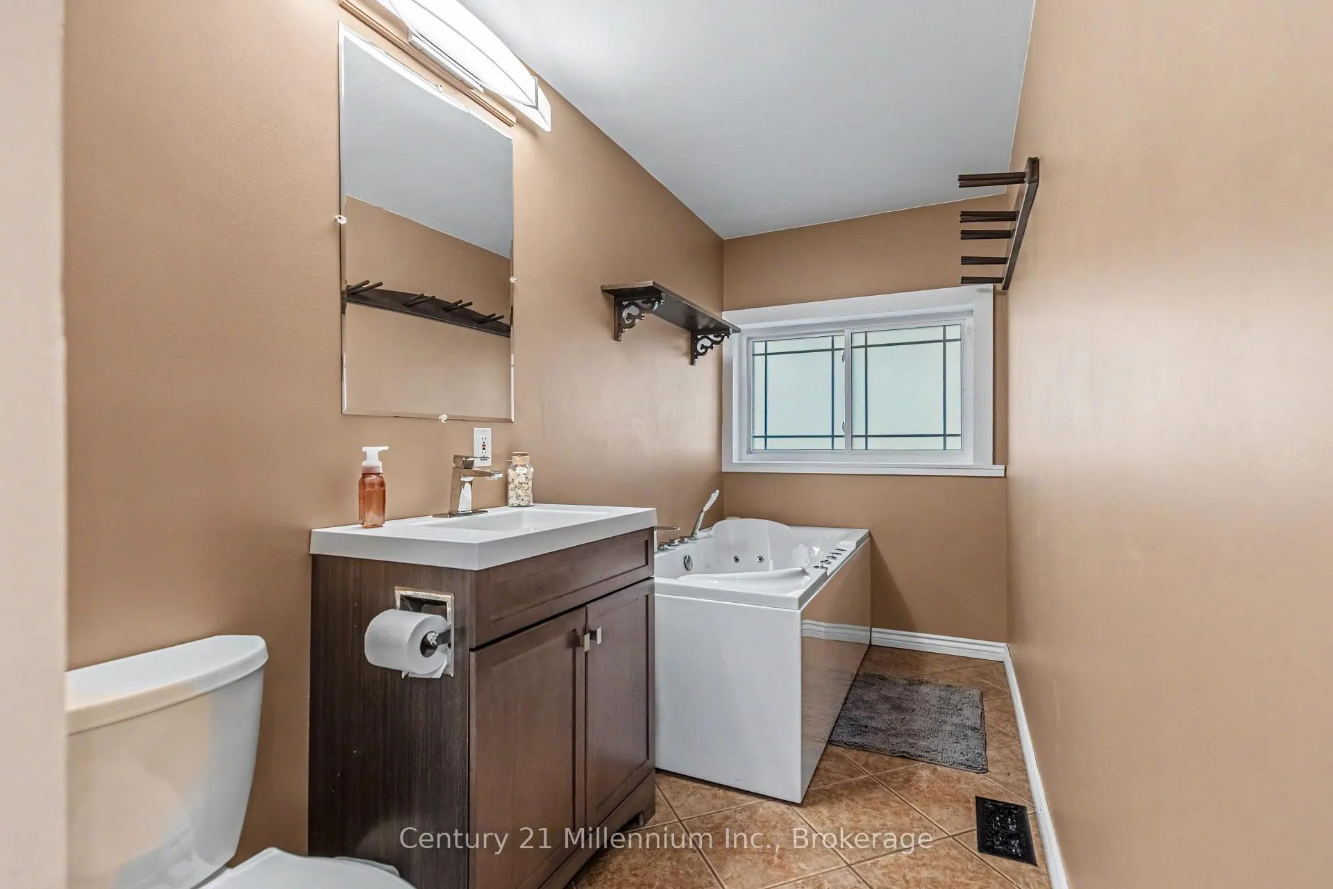 Photo 15 of 124 Lorne Street, Grey Highlands — HOMEH