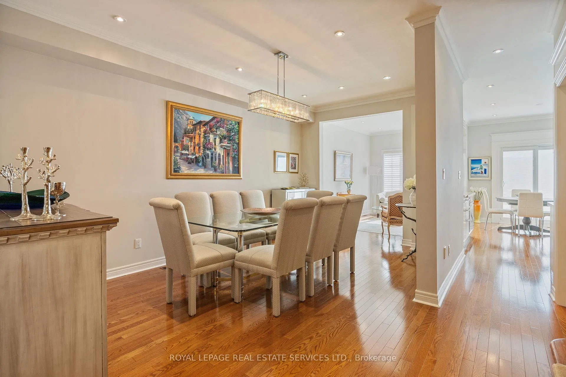 Photo 5 of 140 Kingsbridge Circle, Vaughan, Beverley Glen — HOMEH