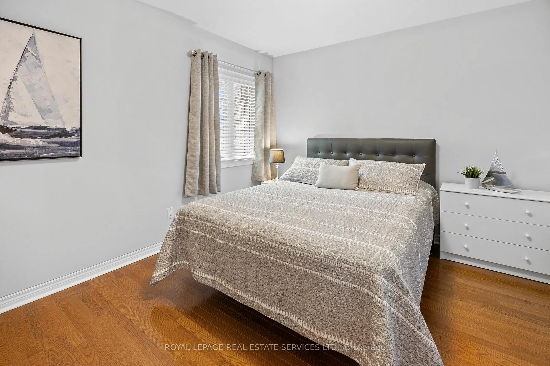 Photo 19 of 140 Kingsbridge Circle, Vaughan, Beverley Glen — HOMEH