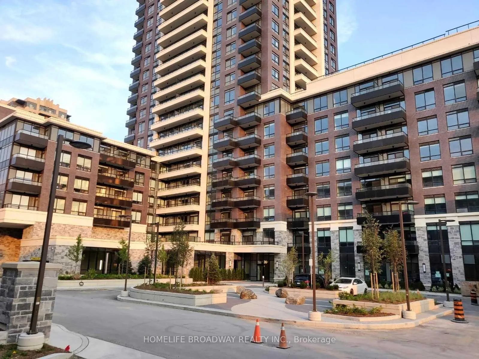 Photo 1 of Unit 531, 15 Water Walk Drive, Markham, Unionville — HOMEH