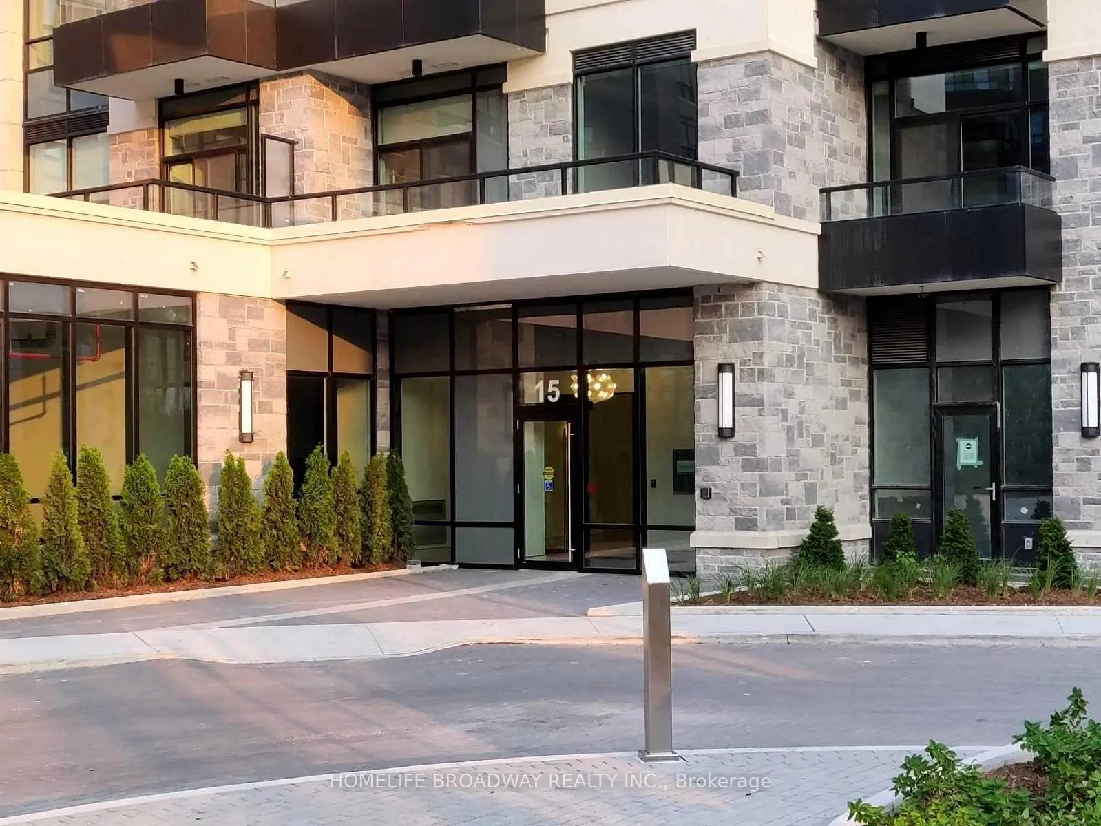 Photo 2 of Unit 531, 15 Water Walk Drive, Markham, Unionville — HOMEH