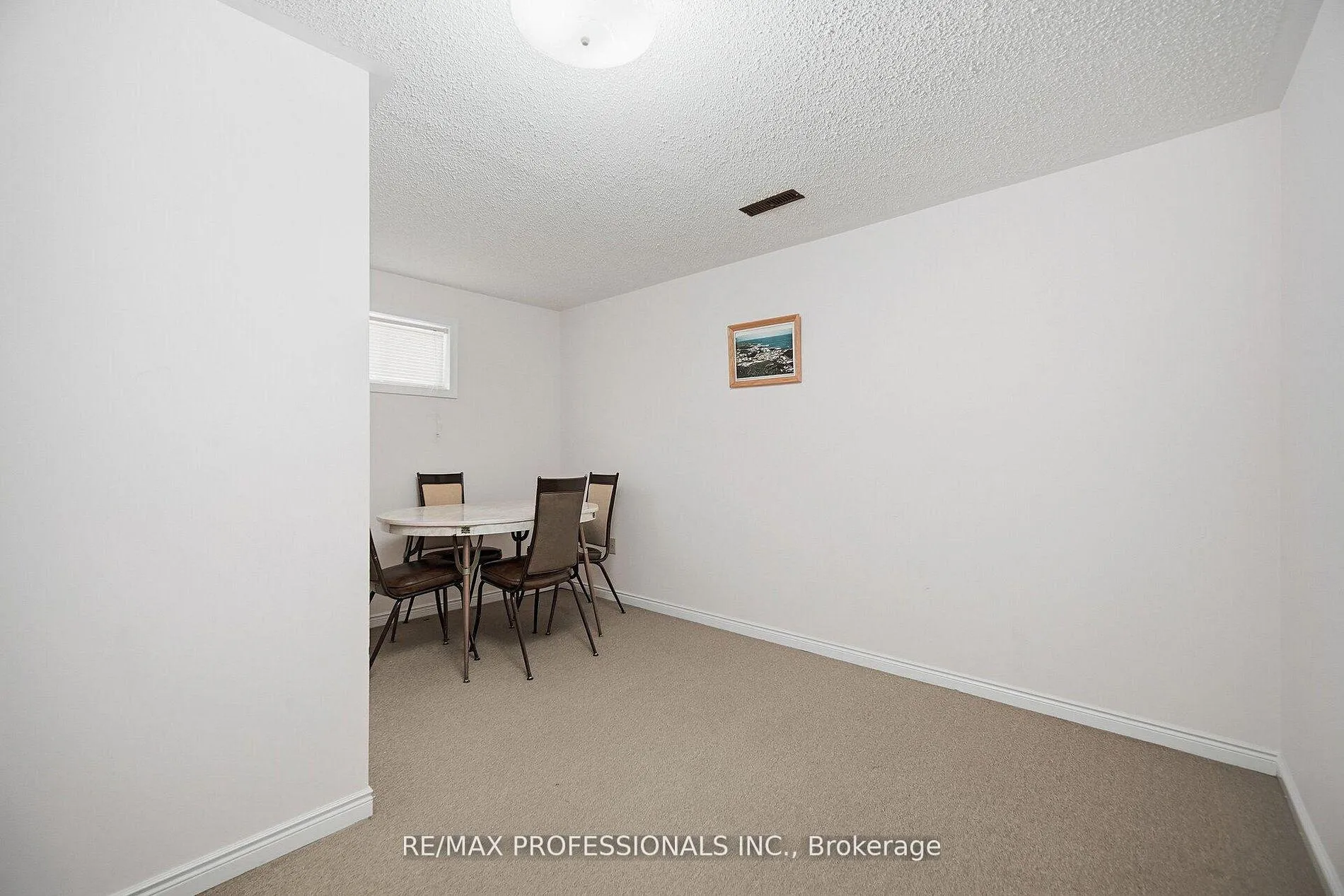 Photo 36 of 7 Pettit Drive, Etobicoke, Willowridge-Martingrove-Richview — HOMEH