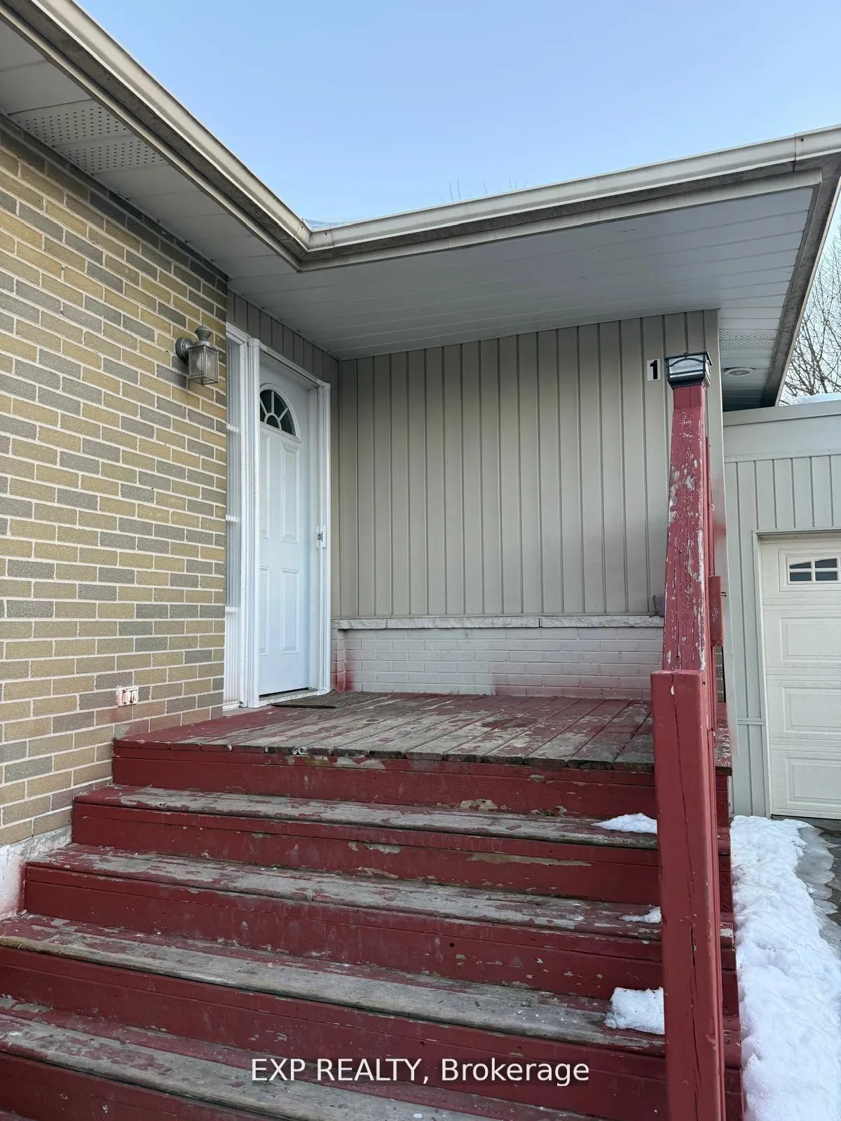 Photo 2 of Unit Upper, 17 Gable Drive, Brampton, Madoc — HOMEH