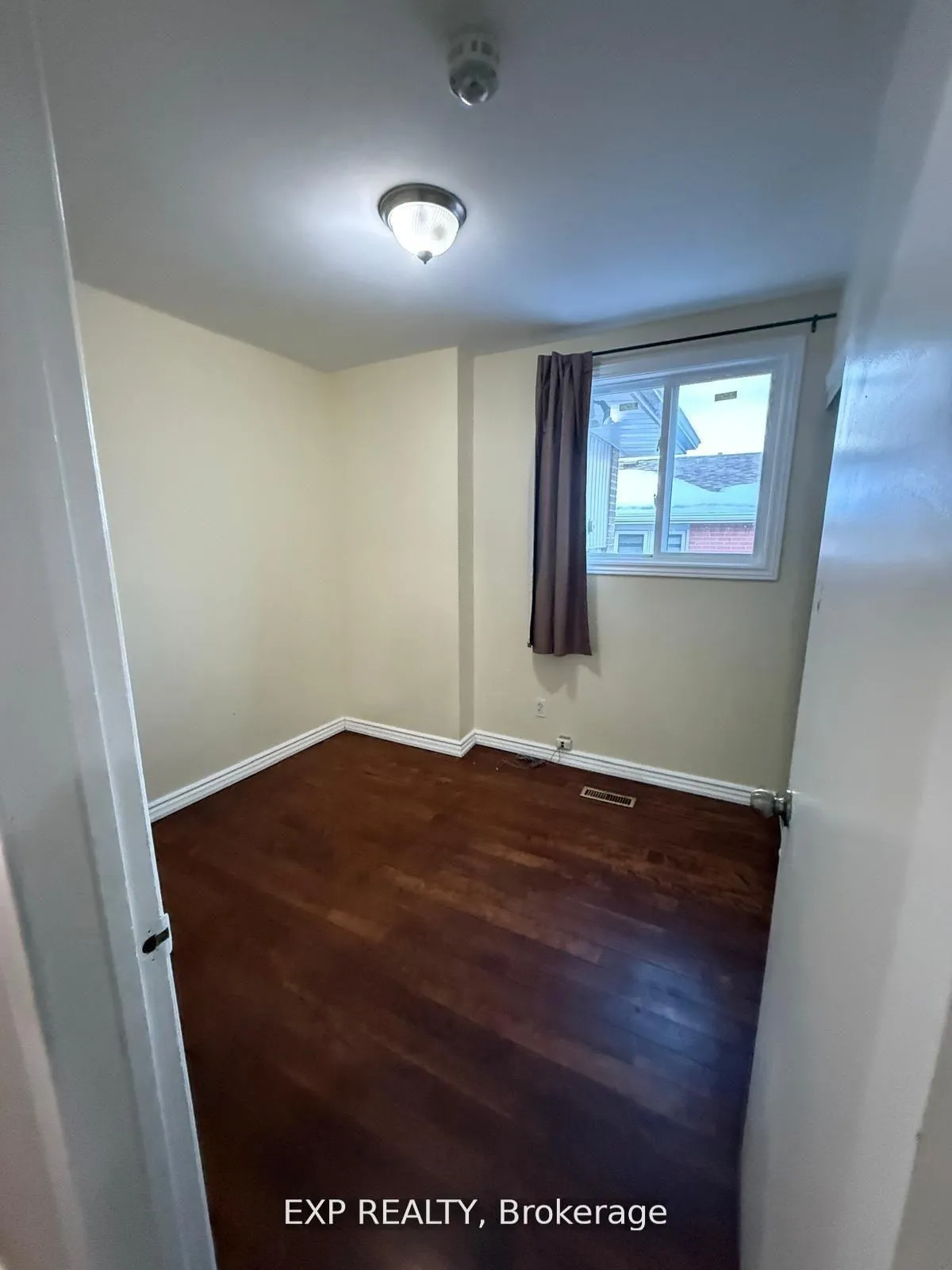 Photo 11 of Unit Upper, 17 Gable Drive, Brampton, Madoc — HOMEH