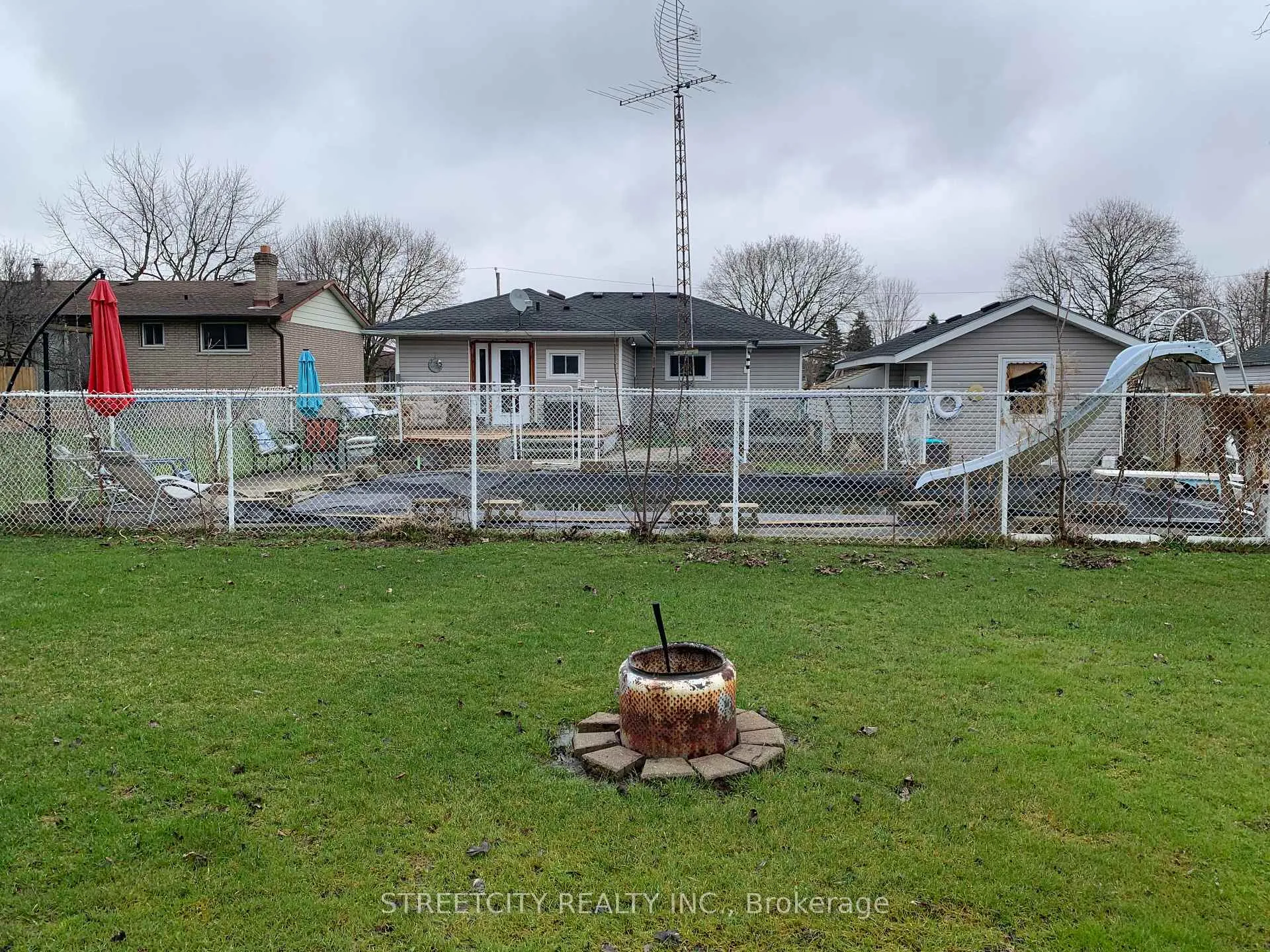 Photo 9 of 176 King Street, Southwest Middlesex, Glencoe — HOMEH