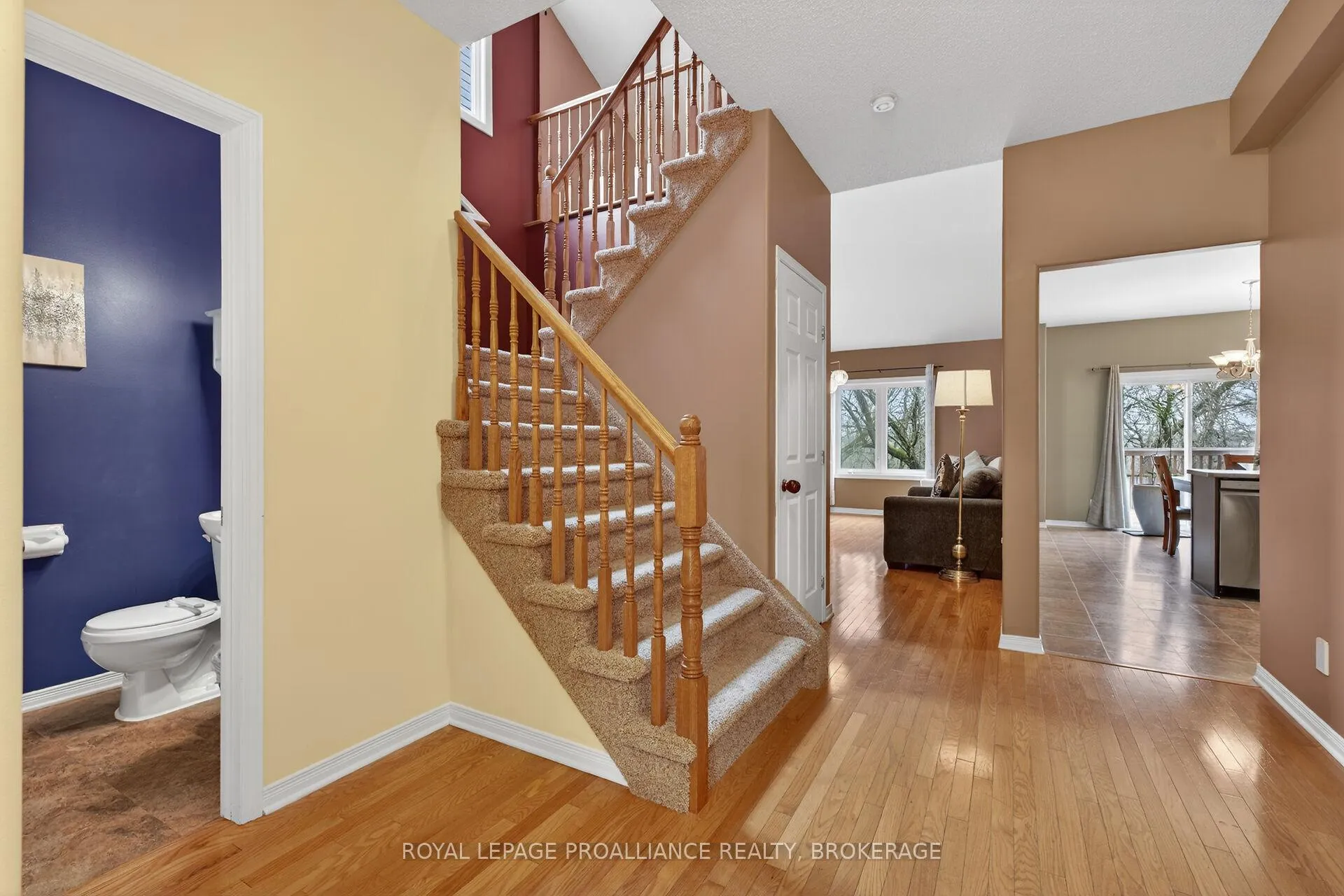 Photo 9 of 462 Weston Crescent, Kingston, East Gardiners Rd — HOMEH