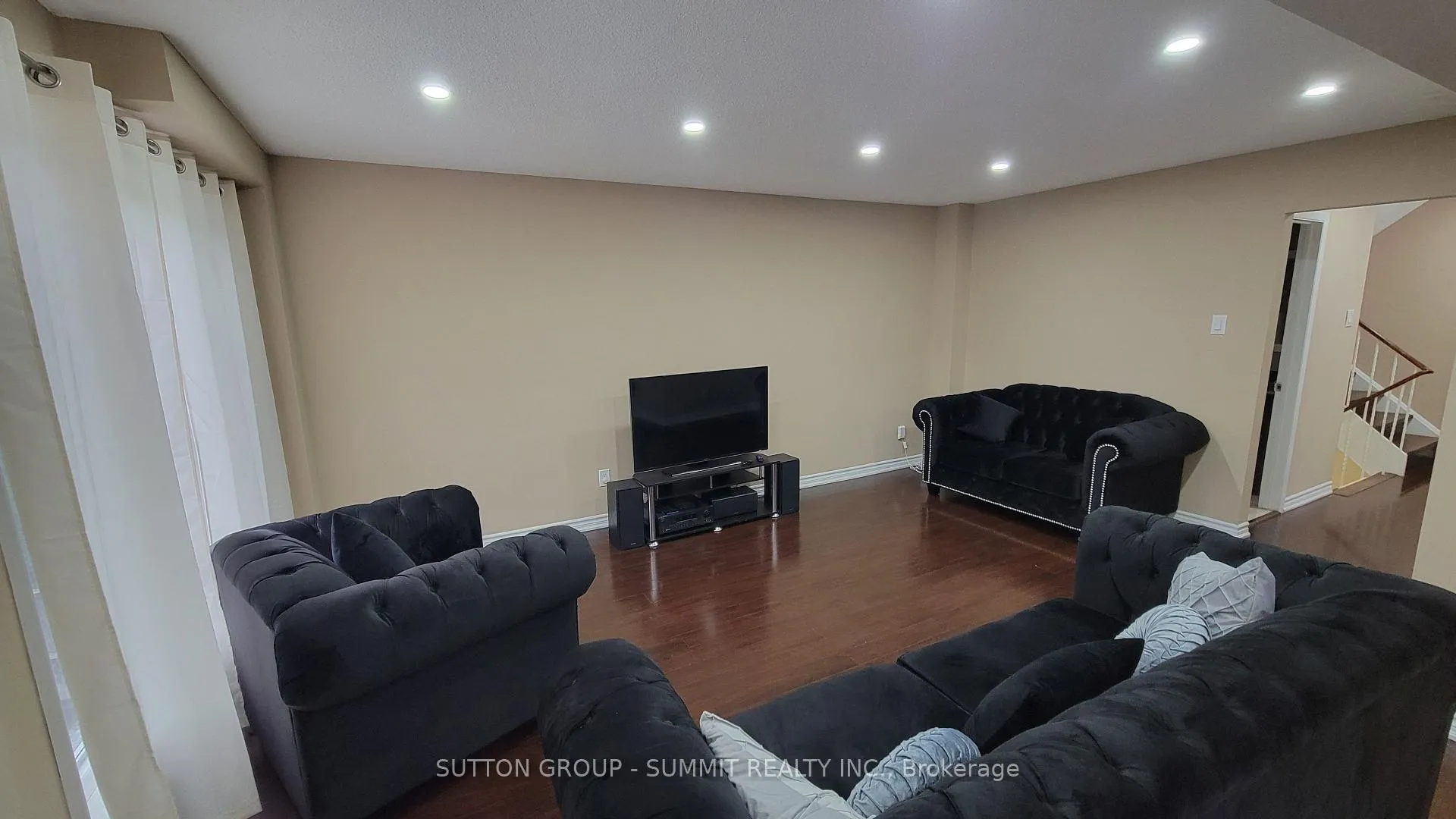 Photo 3 of 1378 Everton Street, Pickering, Liverpool — HOMEH