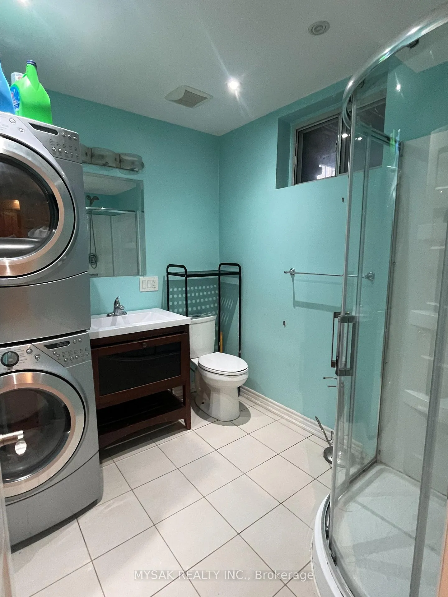 Photo 19 of 269 Sammon Avenue, Toronto, Danforth Village-East York — HOMEH