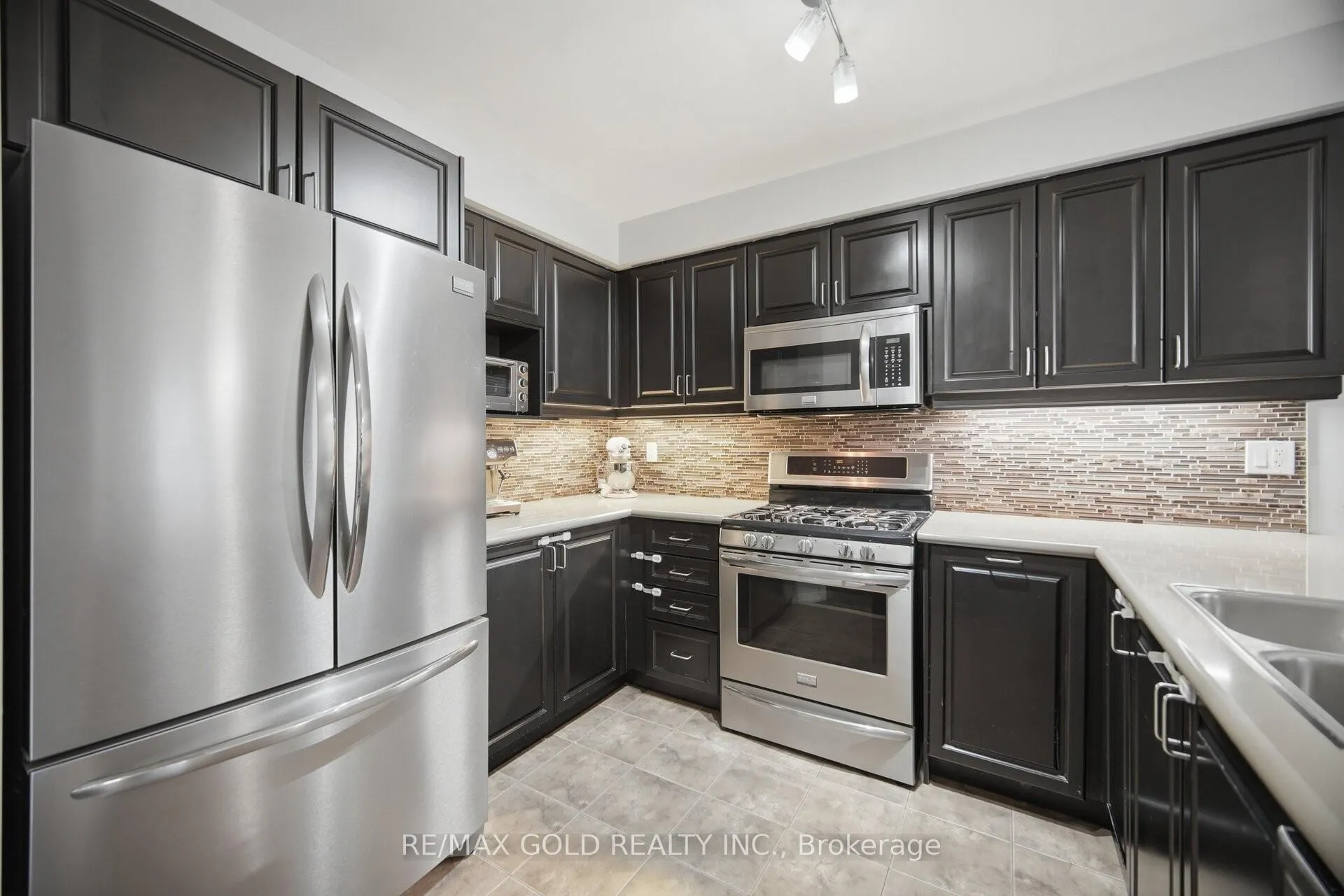 Photo 8 of 80 Pomell Trail, Brampton, Bram East — HOMEH