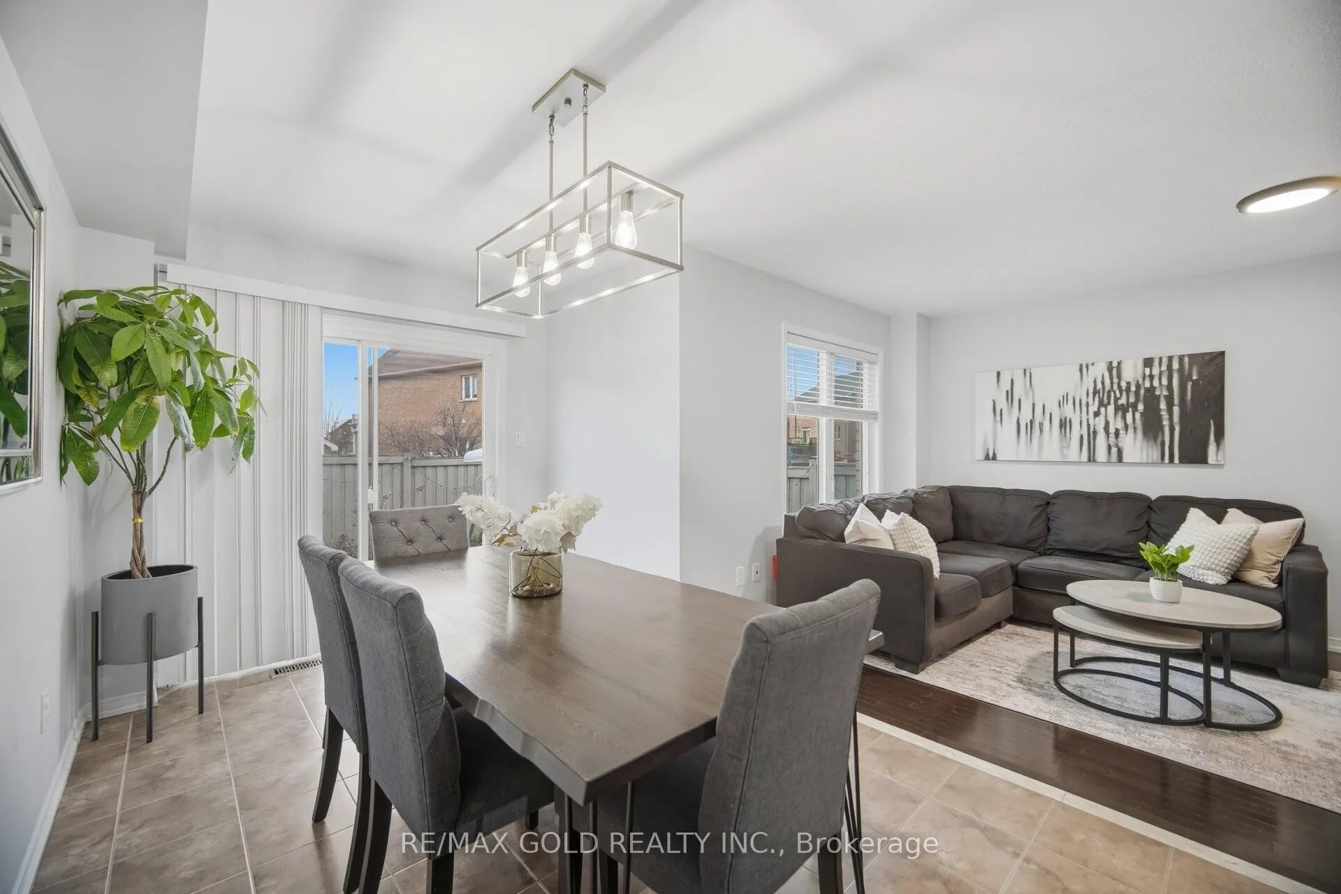 Photo 11 of 80 Pomell Trail, Brampton, Bram East — HOMEH