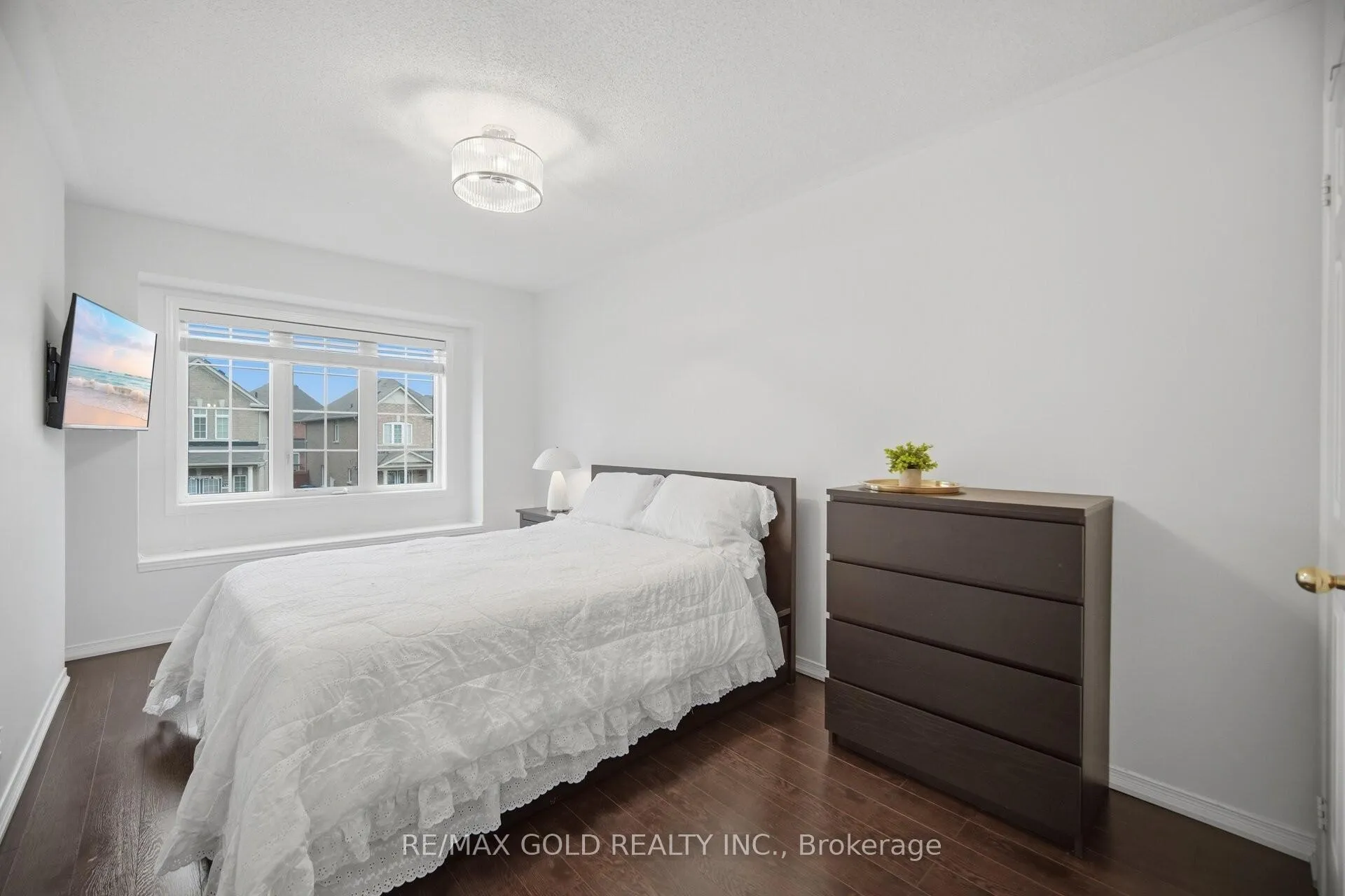 Photo 17 of 80 Pomell Trail, Brampton, Bram East — HOMEH