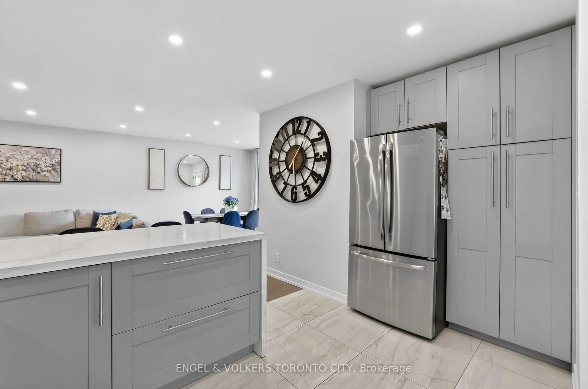 Photo 19 of 32 Davis Road, Aurora, Aurora Highlands — HOMEH
