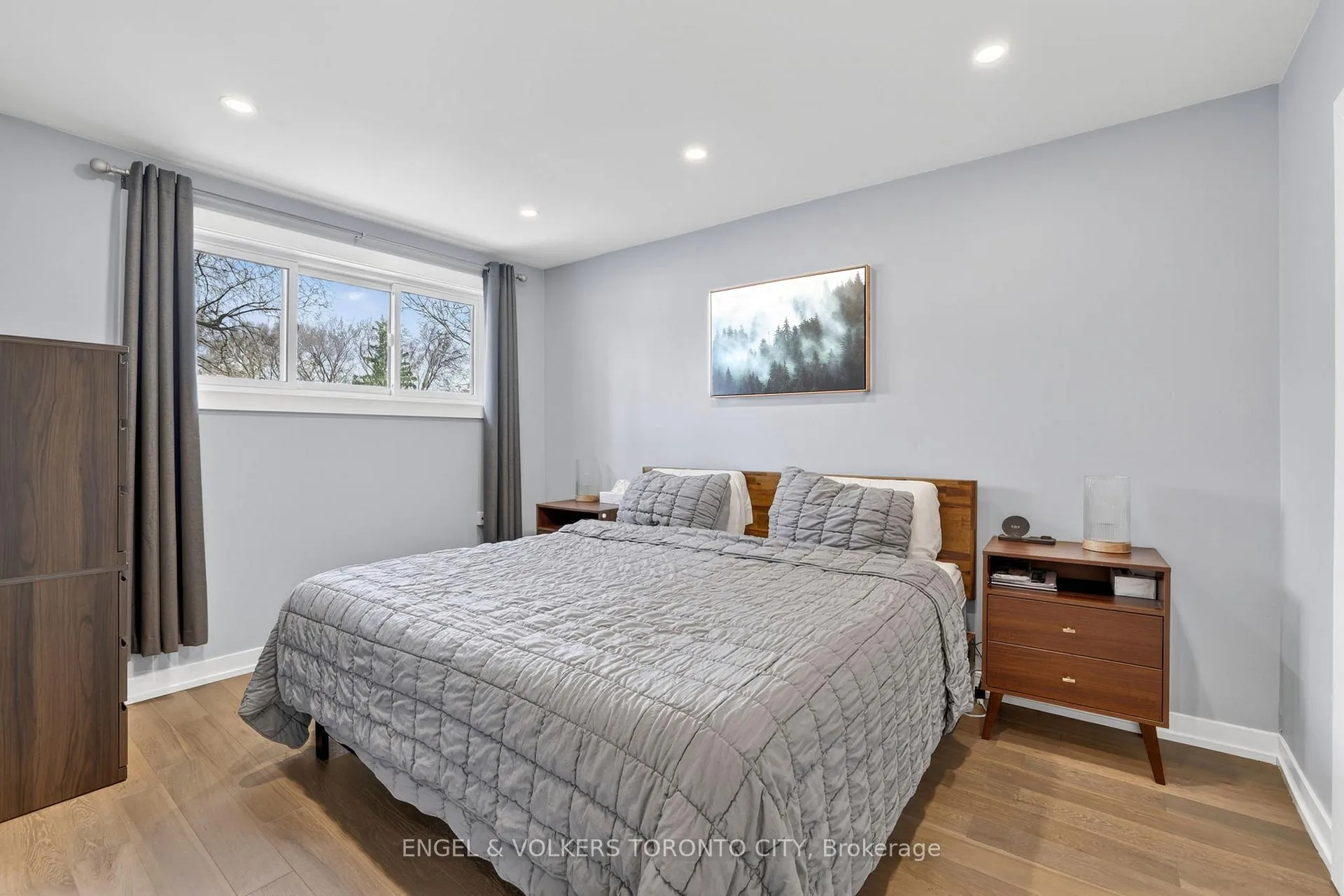 Photo 23 of 32 Davis Road, Aurora, Aurora Highlands — HOMEH