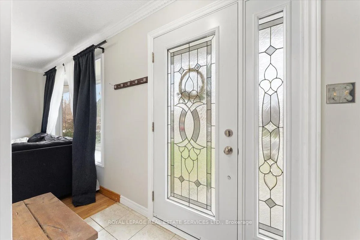 Photo 4 of 57 Elora Drive, Hamilton, Fessenden — HOMEH