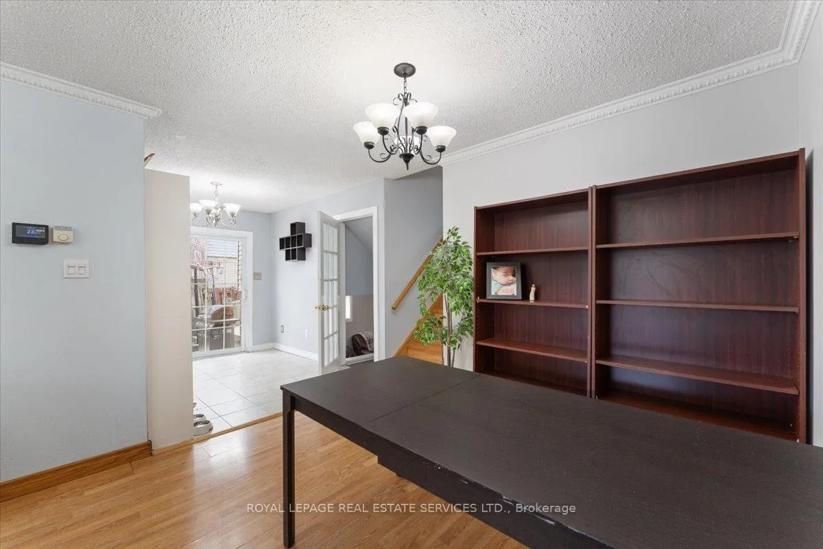Photo 7 of 57 Elora Drive, Hamilton, Fessenden — HOMEH