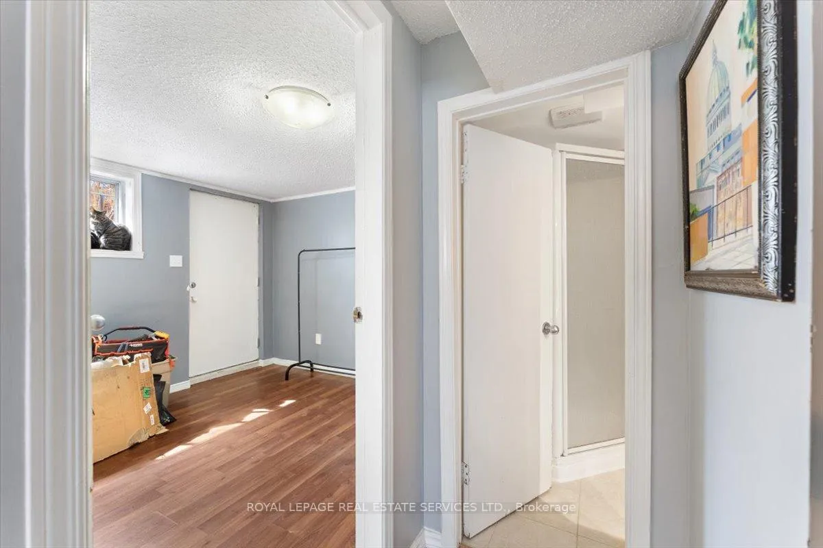 Photo 26 of 57 Elora Drive, Hamilton, Fessenden — HOMEH