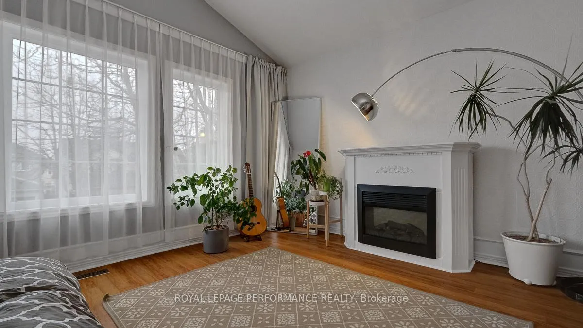Photo 16 of 40 Rivergreen Crescent, Ottawa, Kanata - Bridlewood — HOMEH