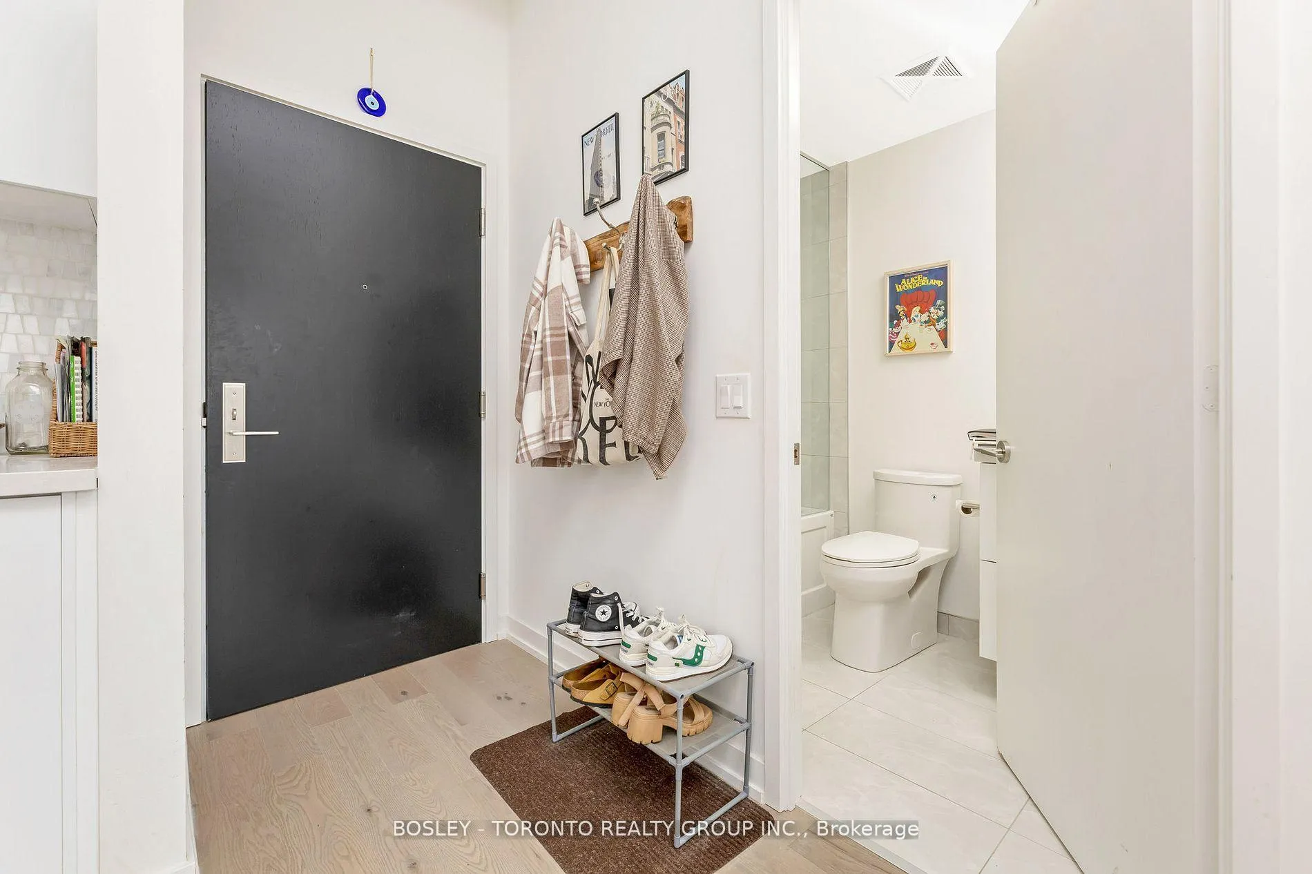 Photo 4 of Unit 719, 158 Front Street E, Toronto, Moss Park — HOMEH