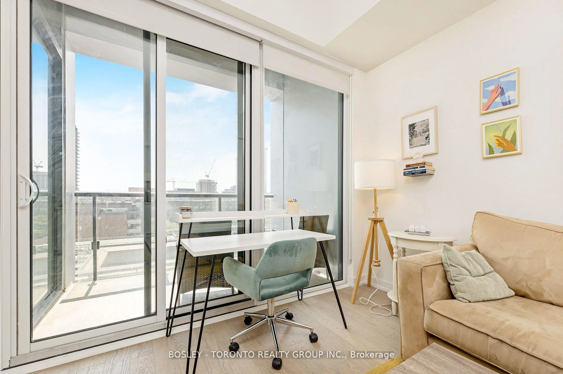 Photo 5 of Unit 719, 158 Front Street E, Toronto, Moss Park — HOMEH