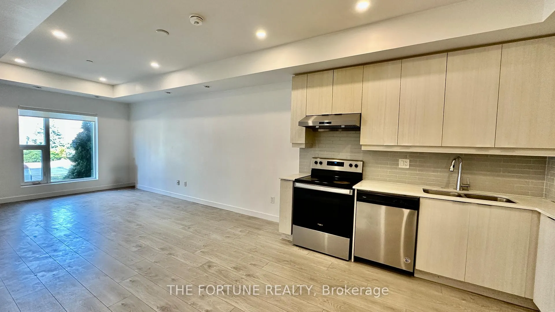 Photo 8 of Unit 101, 200 Malta Avenue, Brampton, Fletcher's Creek South — HOMEH