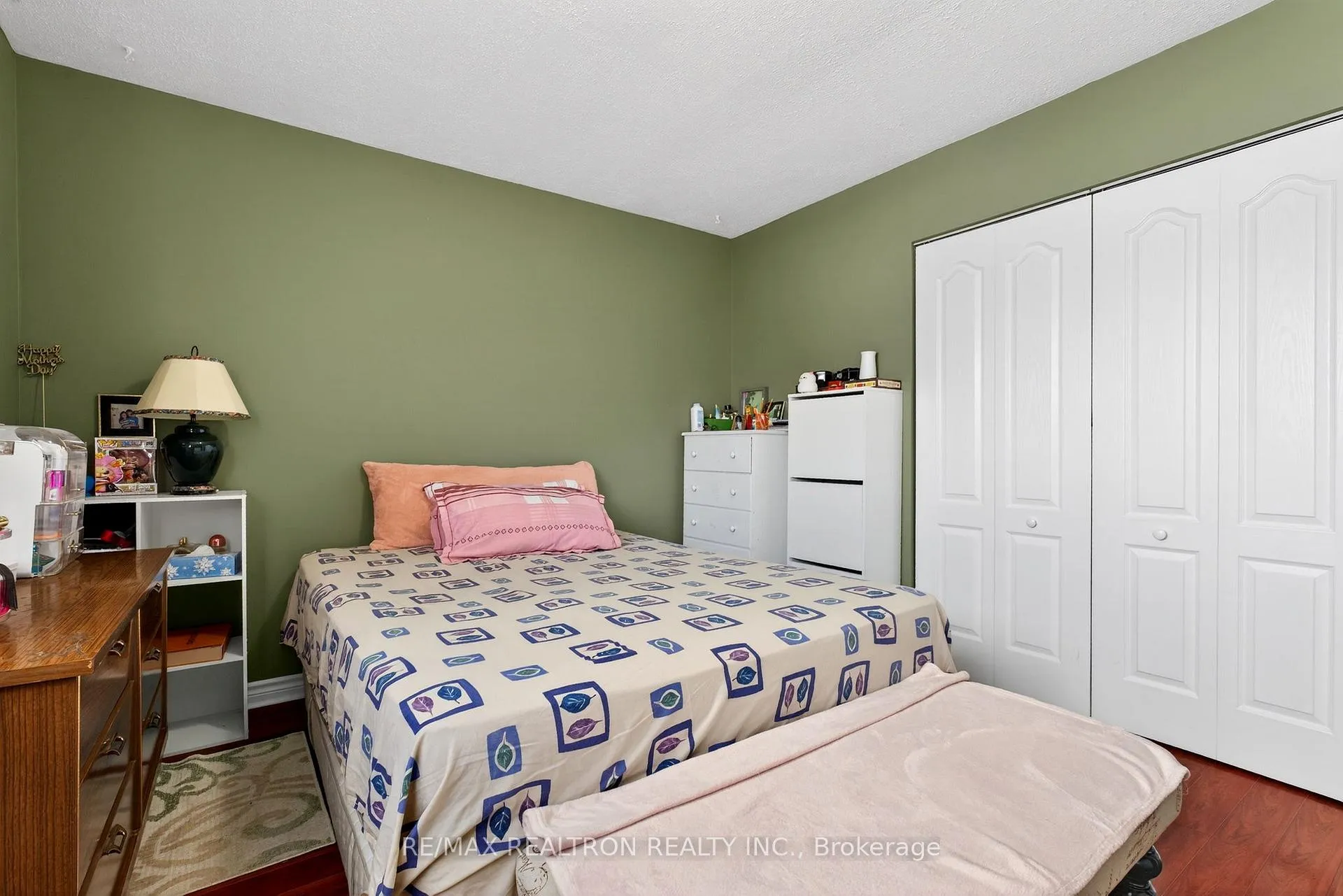 Photo 16 of 301 Lupin Drive, Whitby, Downtown Whitby — HOMEH